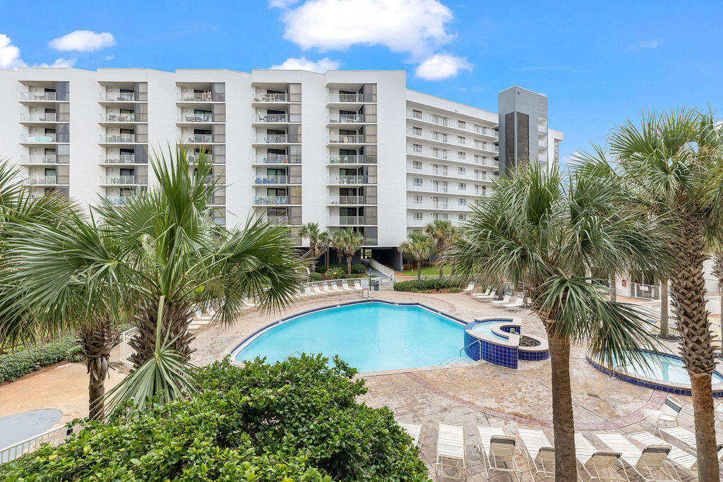 MAINSAIL CONDO PH 3 - Residential