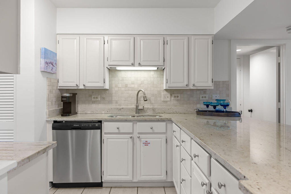 MAINSAIL CONDO PH 3 - Residential