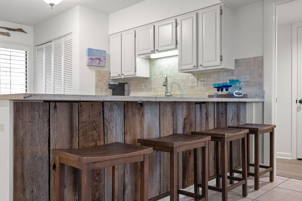 MAINSAIL CONDO PH 3 - Residential