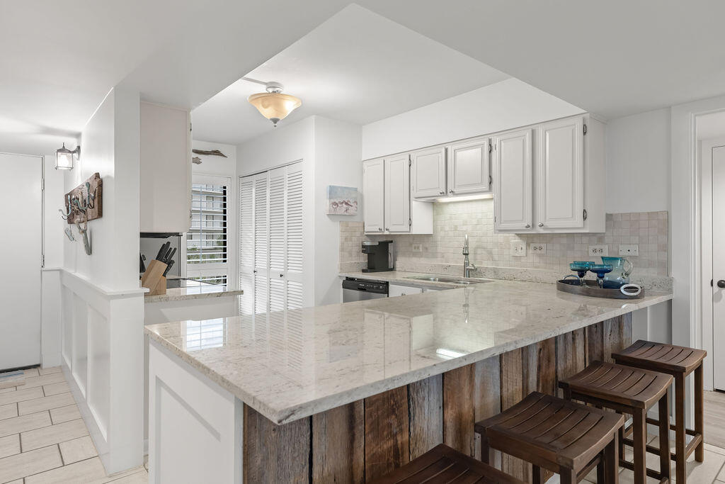 MAINSAIL CONDO PH 3 - Residential