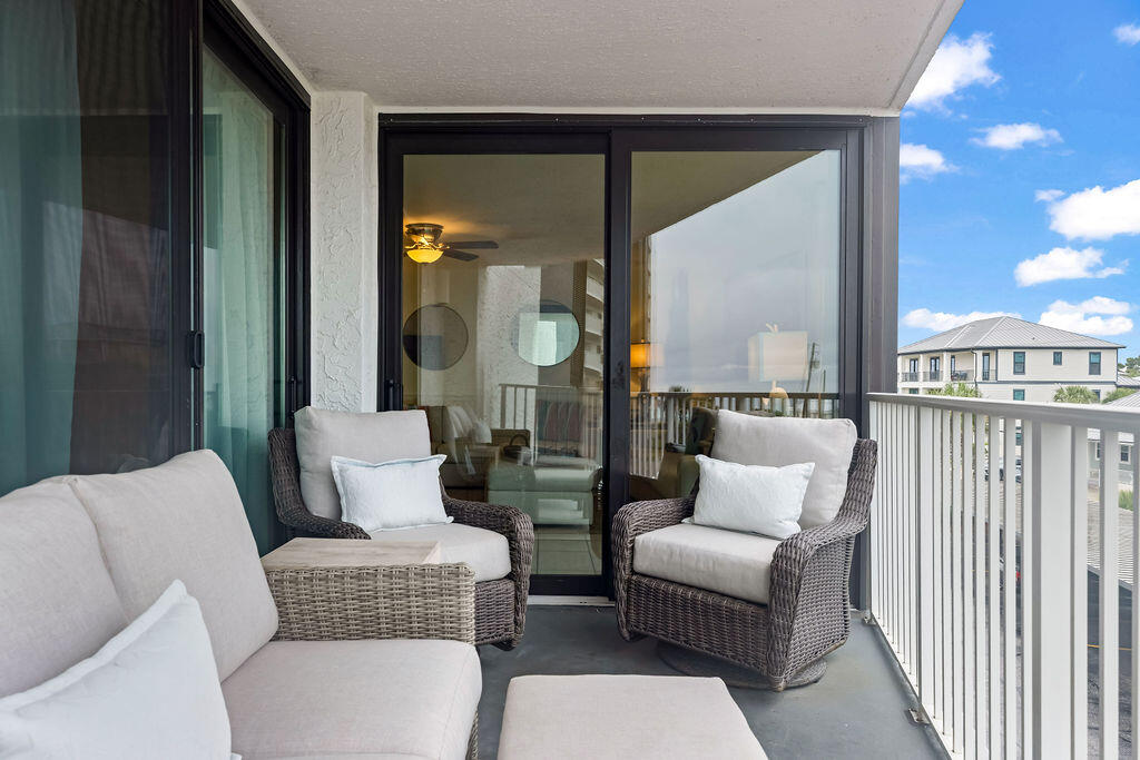 MAINSAIL CONDO PH 3 - Residential