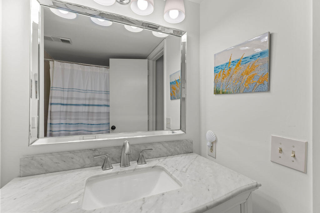 MAINSAIL CONDO PH 3 - Residential