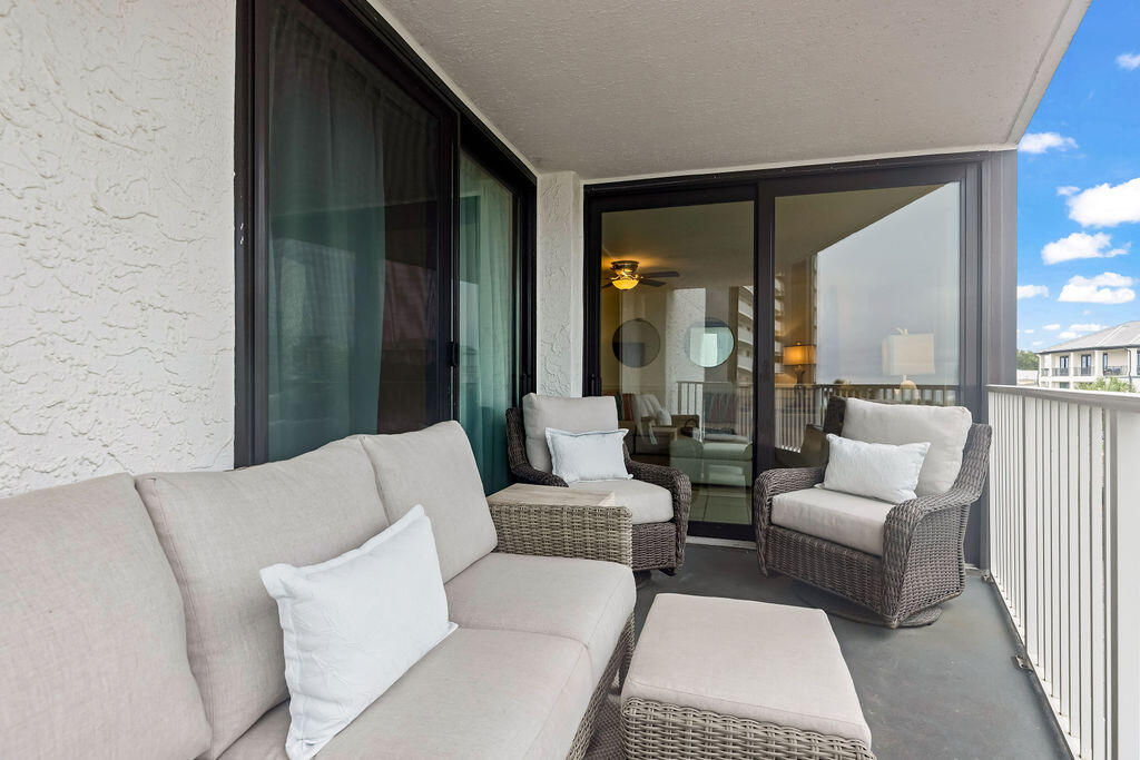 MAINSAIL CONDO PH 3 - Residential