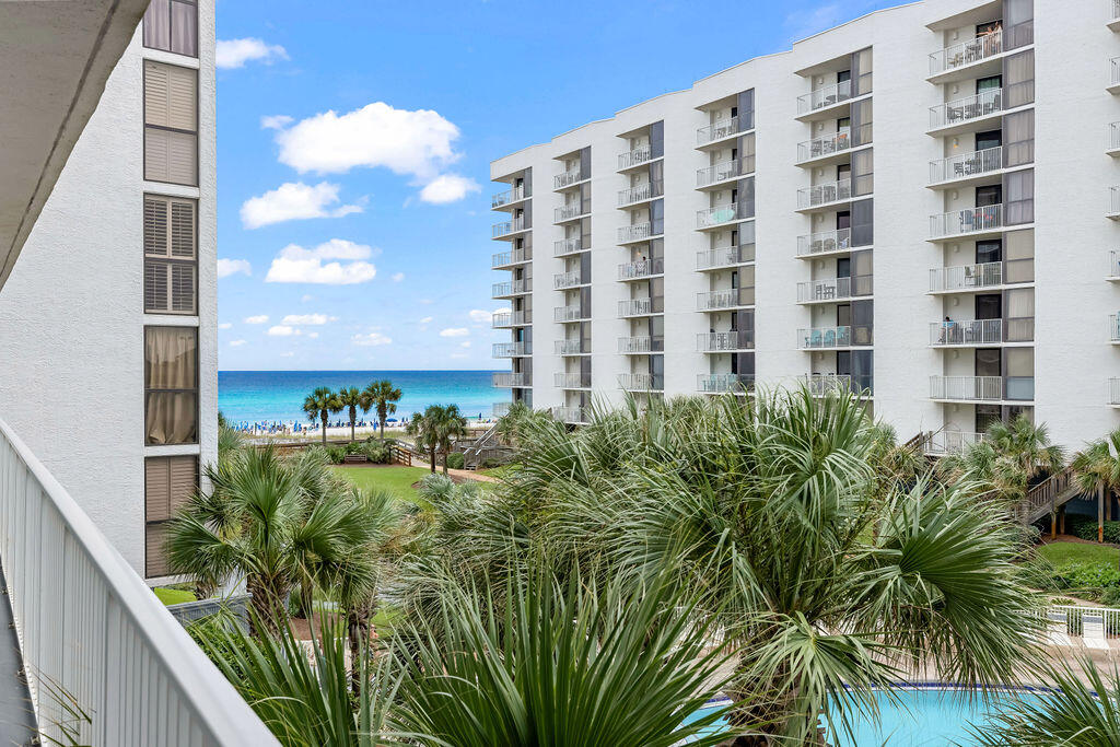 MAINSAIL CONDO PH 3 - Residential