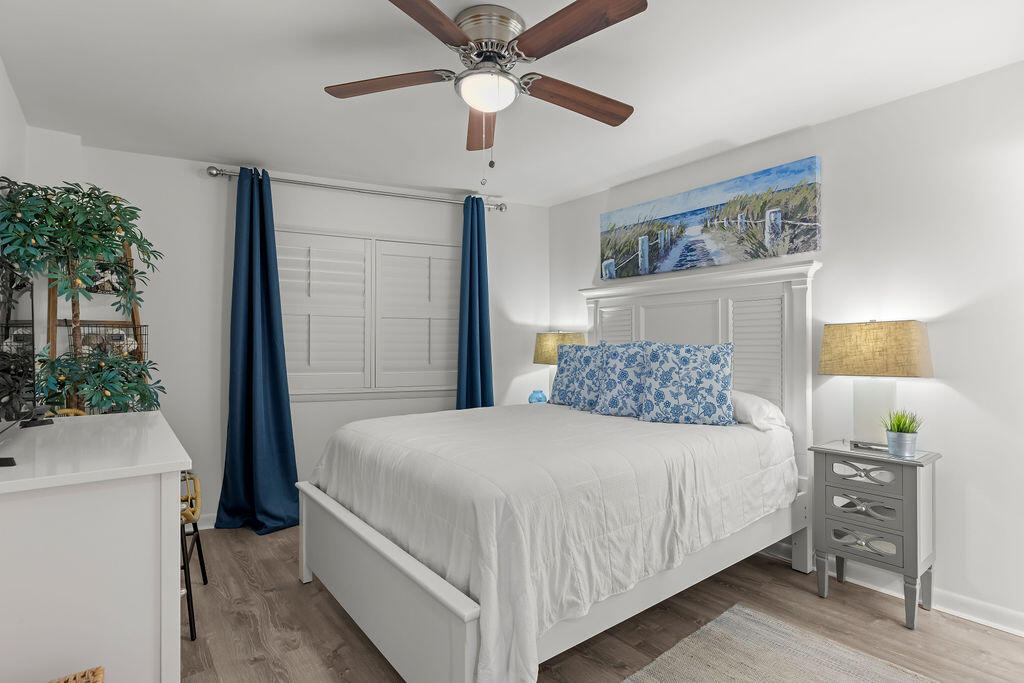 MAINSAIL CONDO PH 3 - Residential