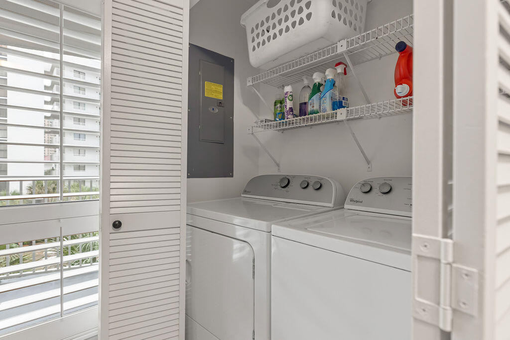 MAINSAIL CONDO PH 3 - Residential
