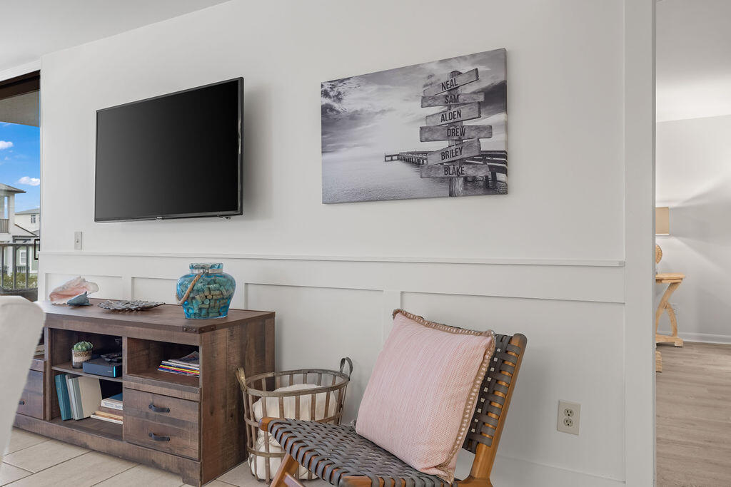 MAINSAIL CONDO PH 3 - Residential