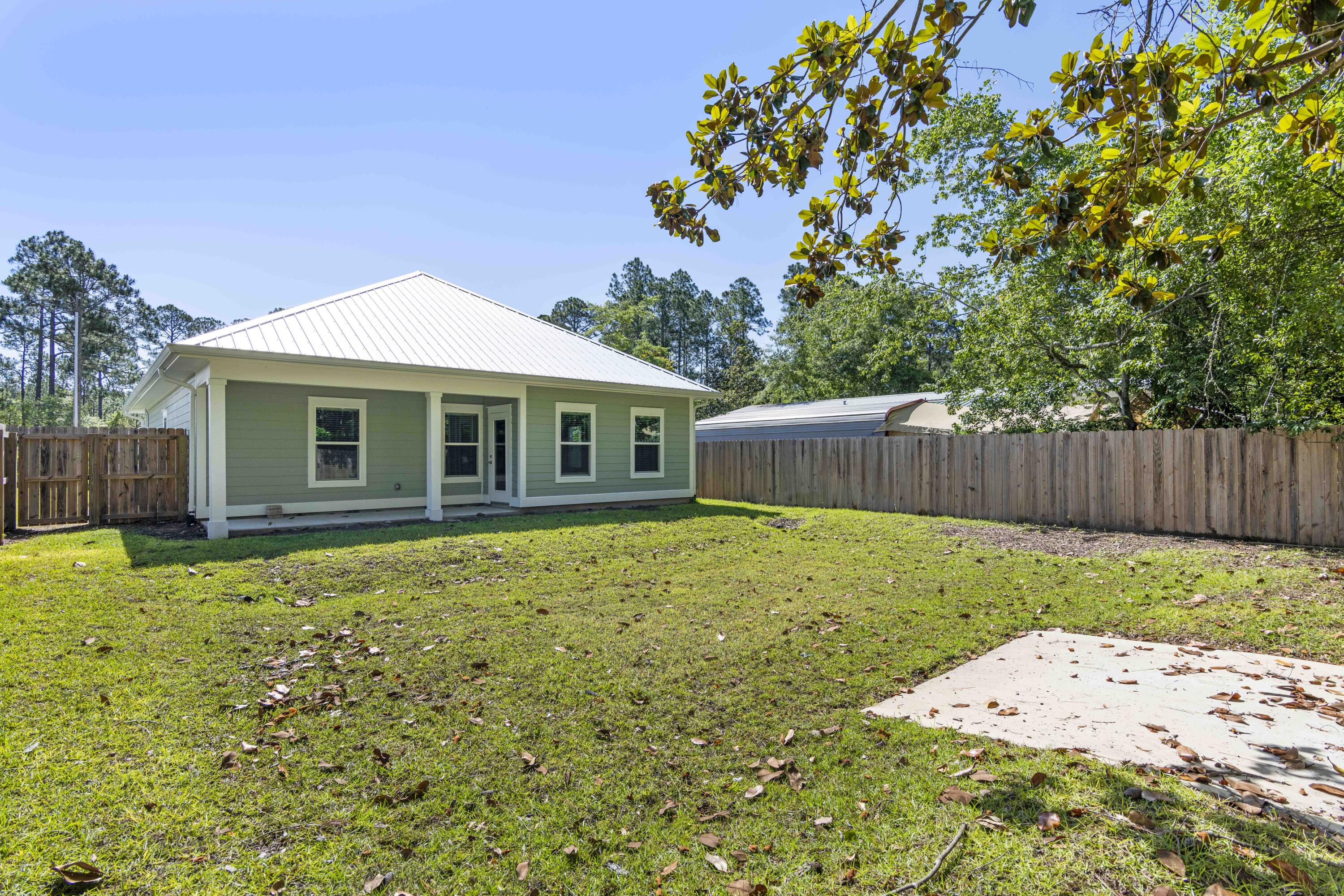 TOWN OF SANTA ROSA - Residential