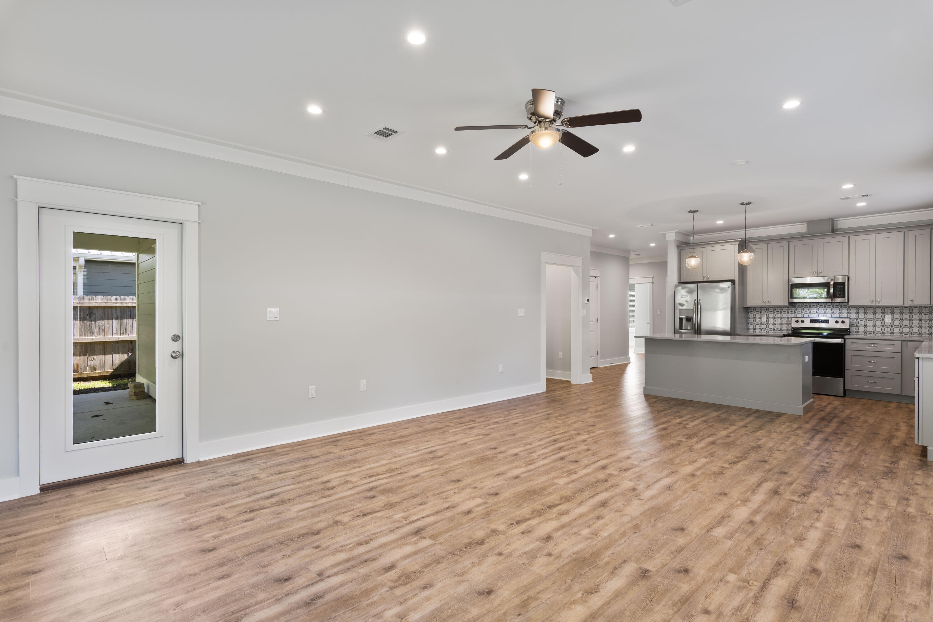 TOWN OF SANTA ROSA - Residential