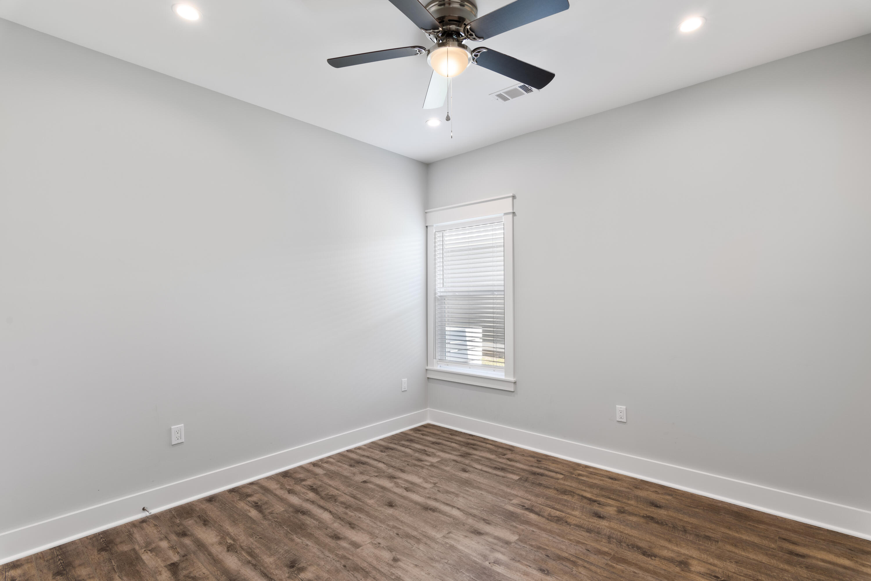 TOWN OF SANTA ROSA - Residential