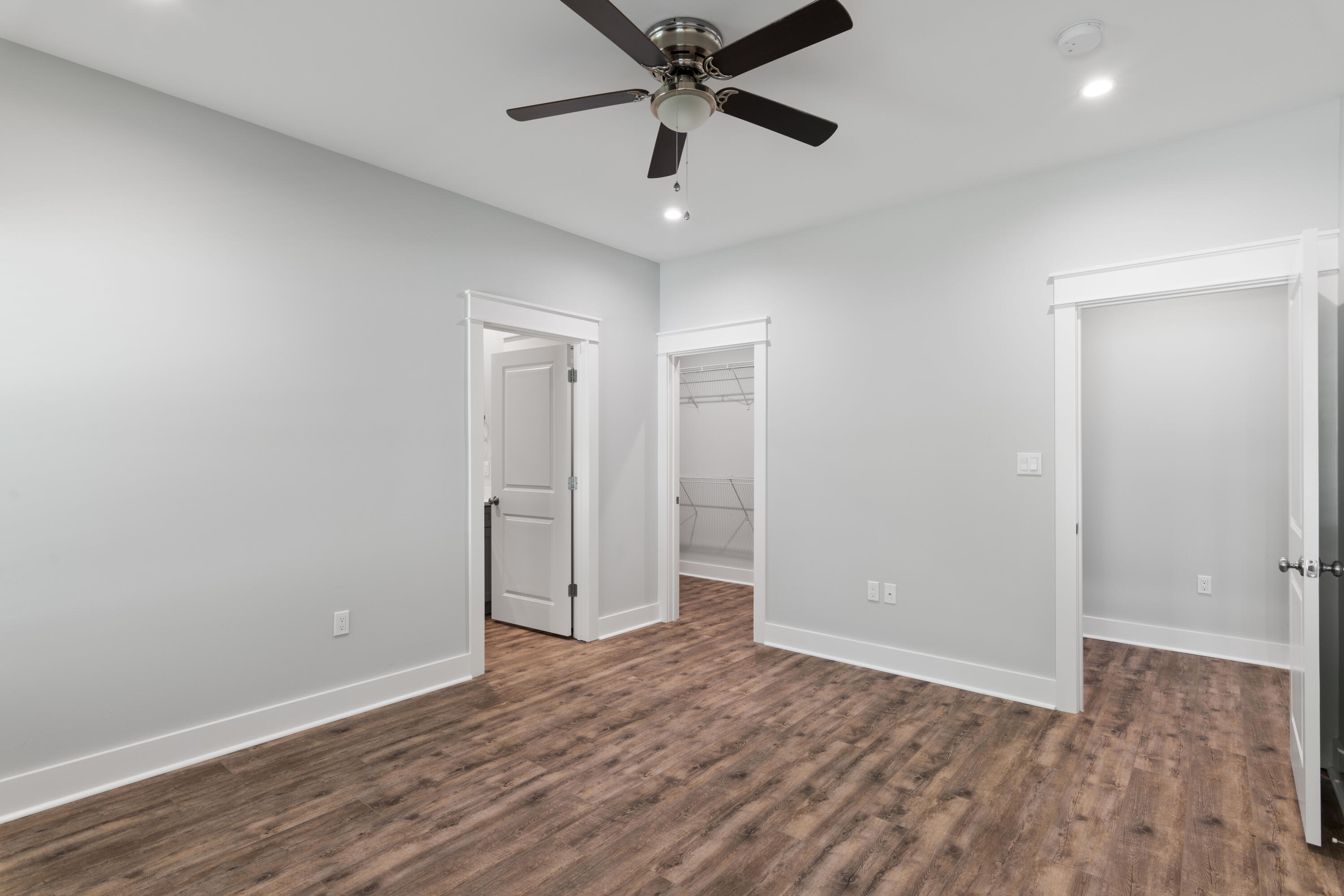 TOWN OF SANTA ROSA - Residential