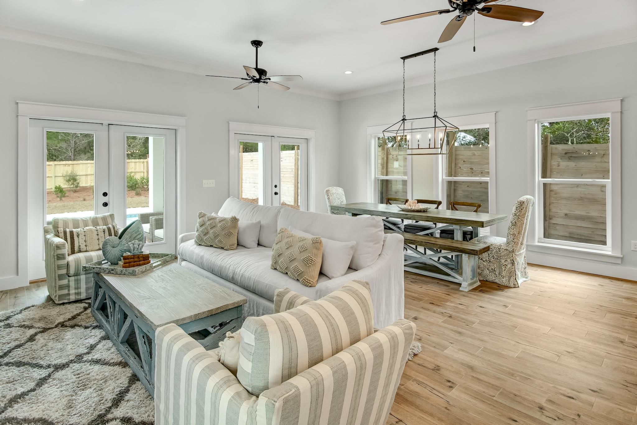 EASTERN LAKE S/D - Residential