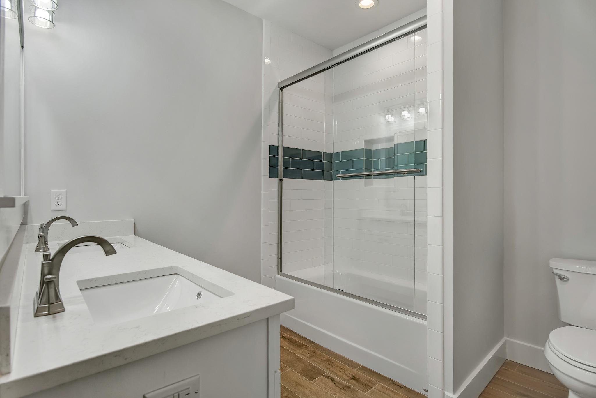 EASTERN LAKE S/D - Residential