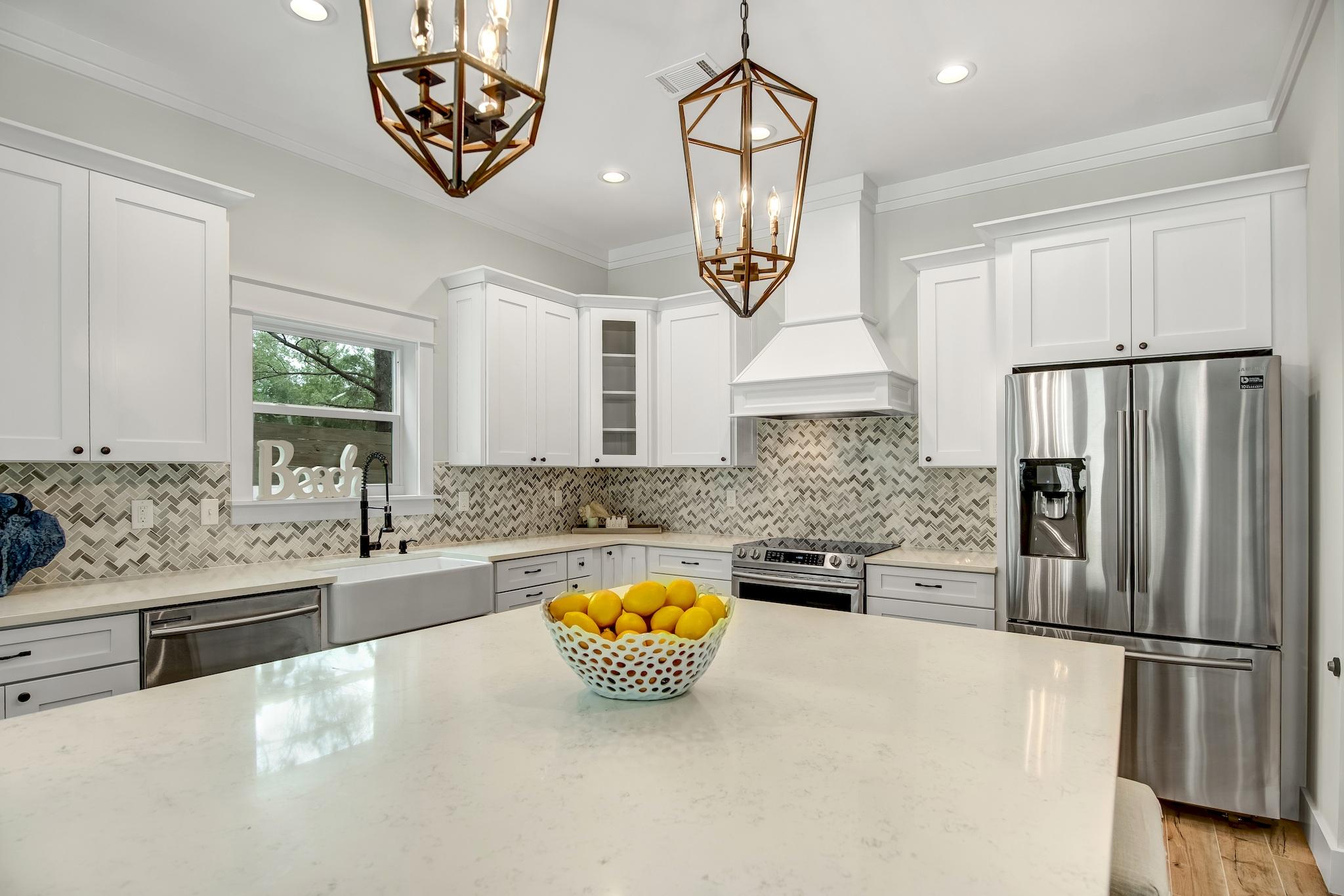 EASTERN LAKE S/D - Residential