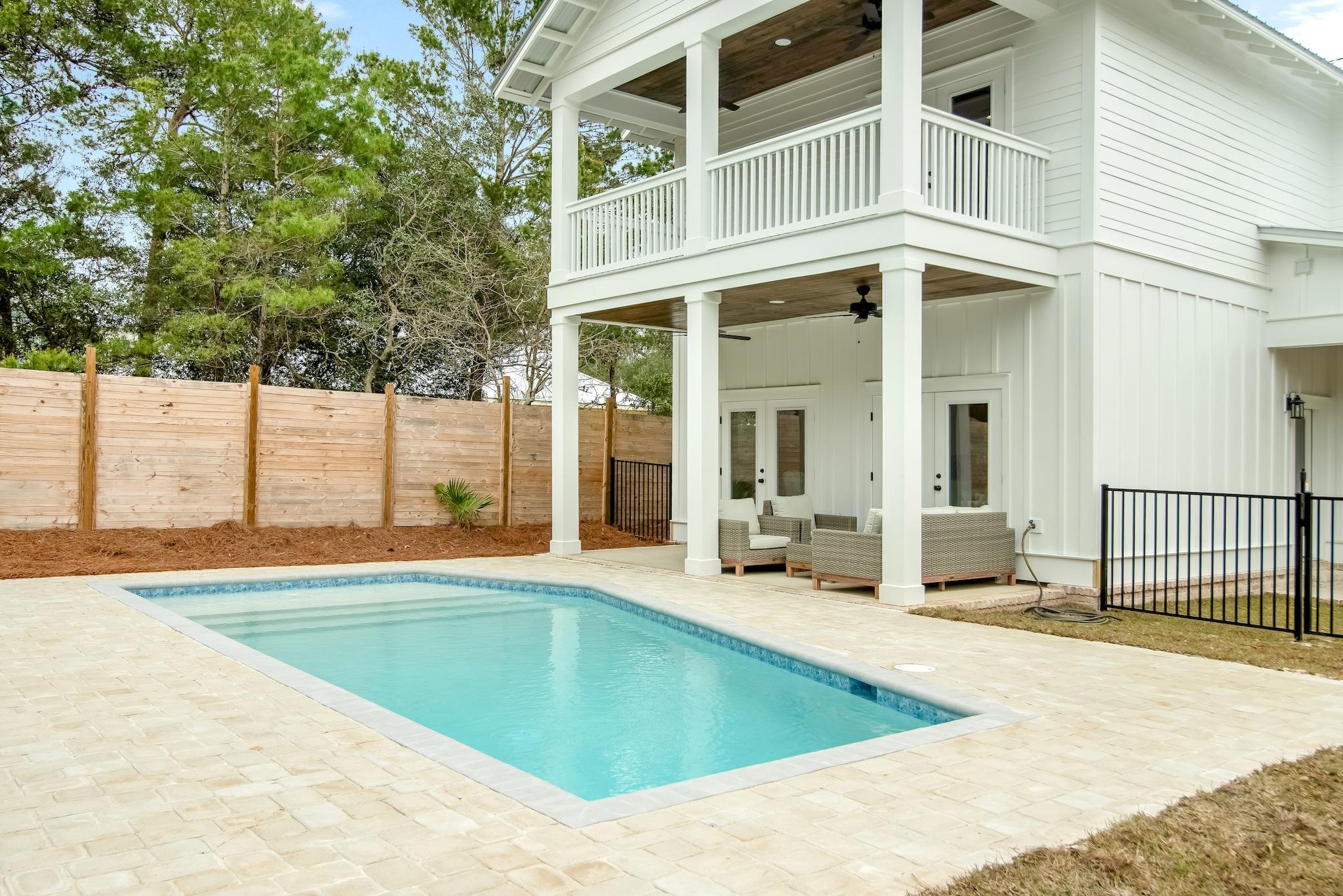 EASTERN LAKE S/D - Residential