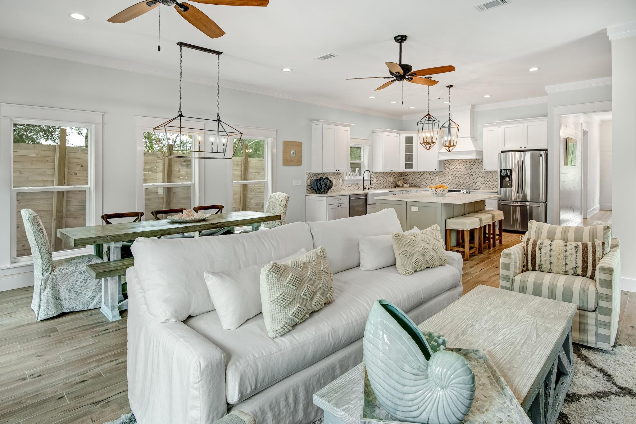 EASTERN LAKE S/D - Residential