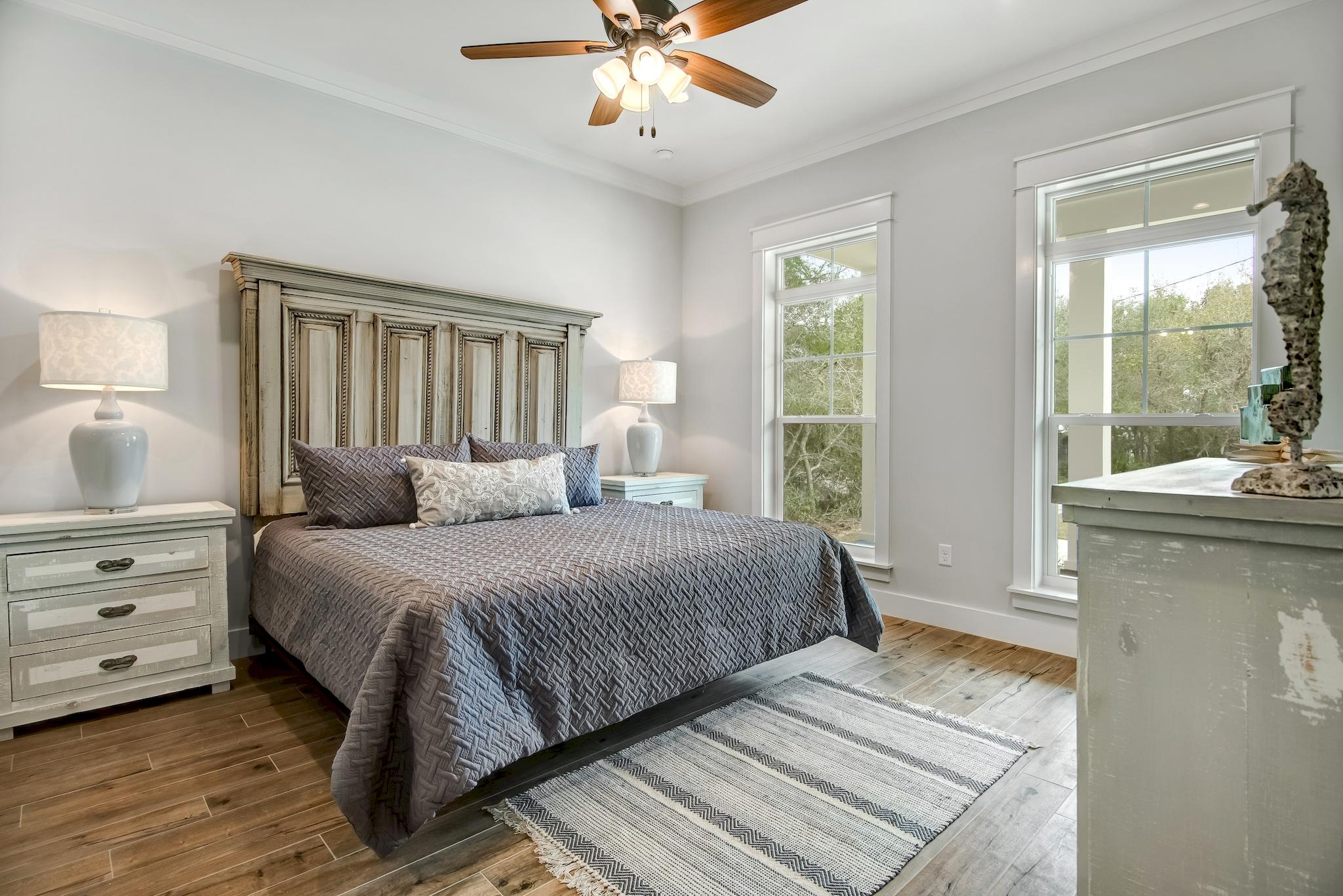 EASTERN LAKE S/D - Residential