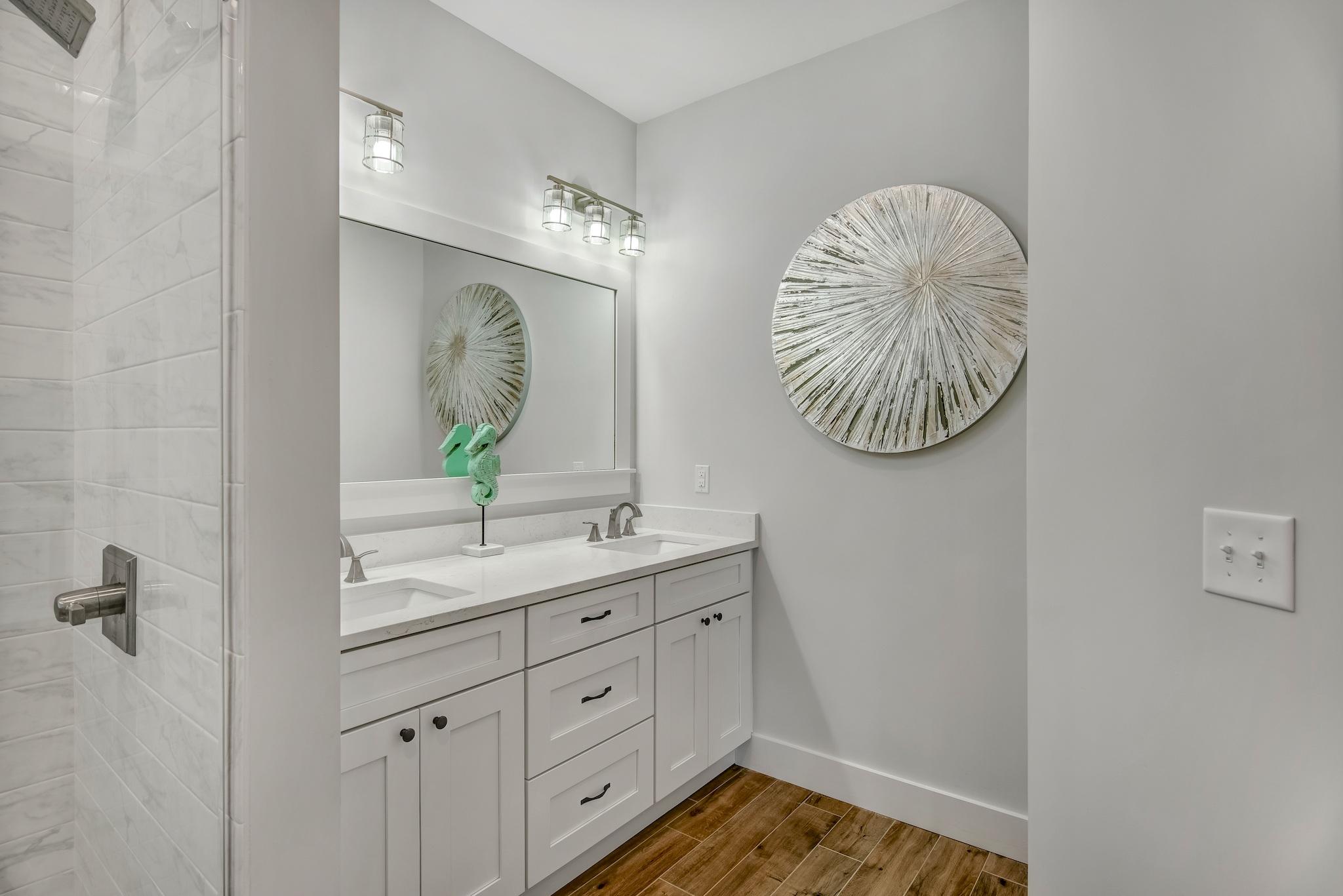 EASTERN LAKE S/D - Residential