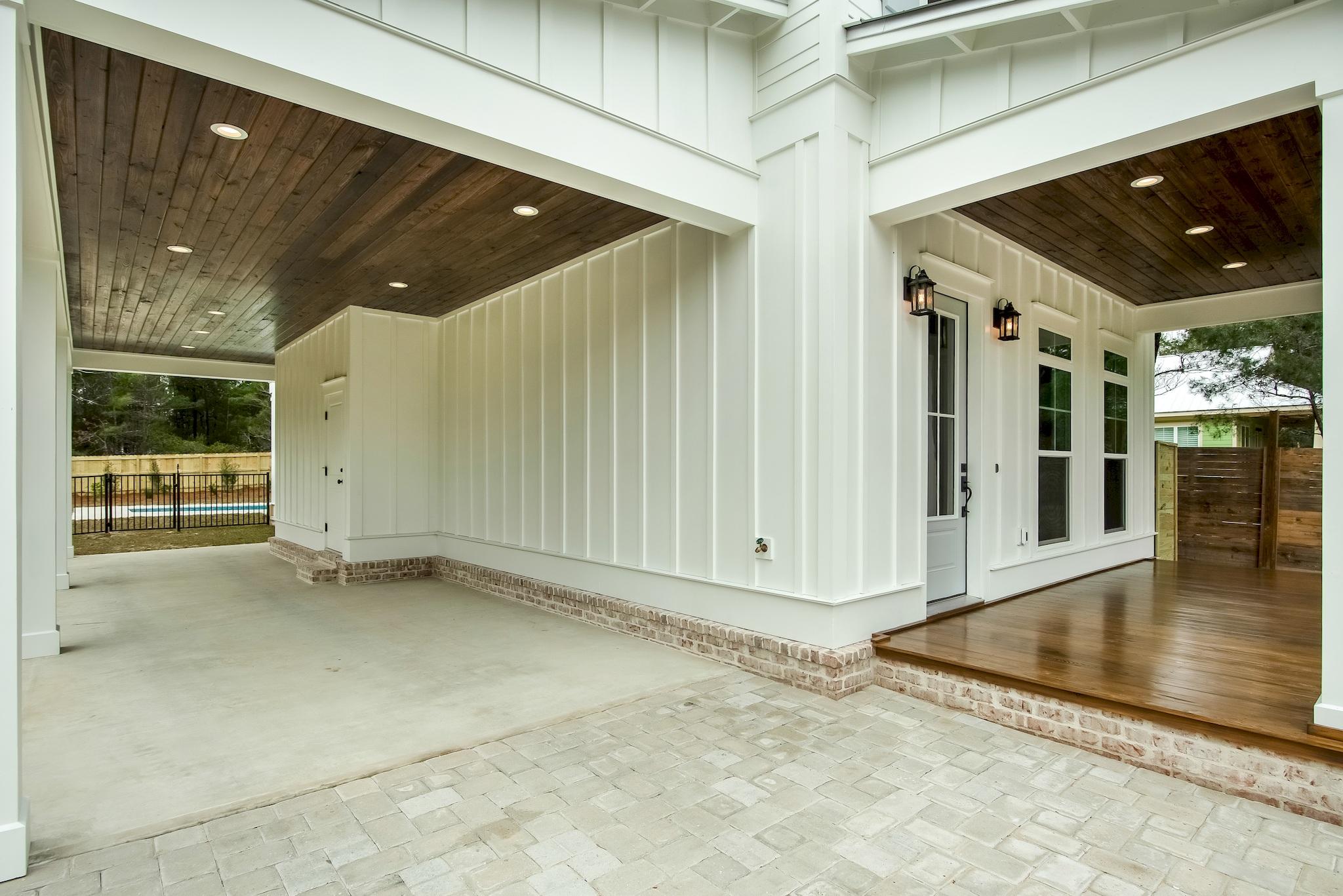 EASTERN LAKE S/D - Residential