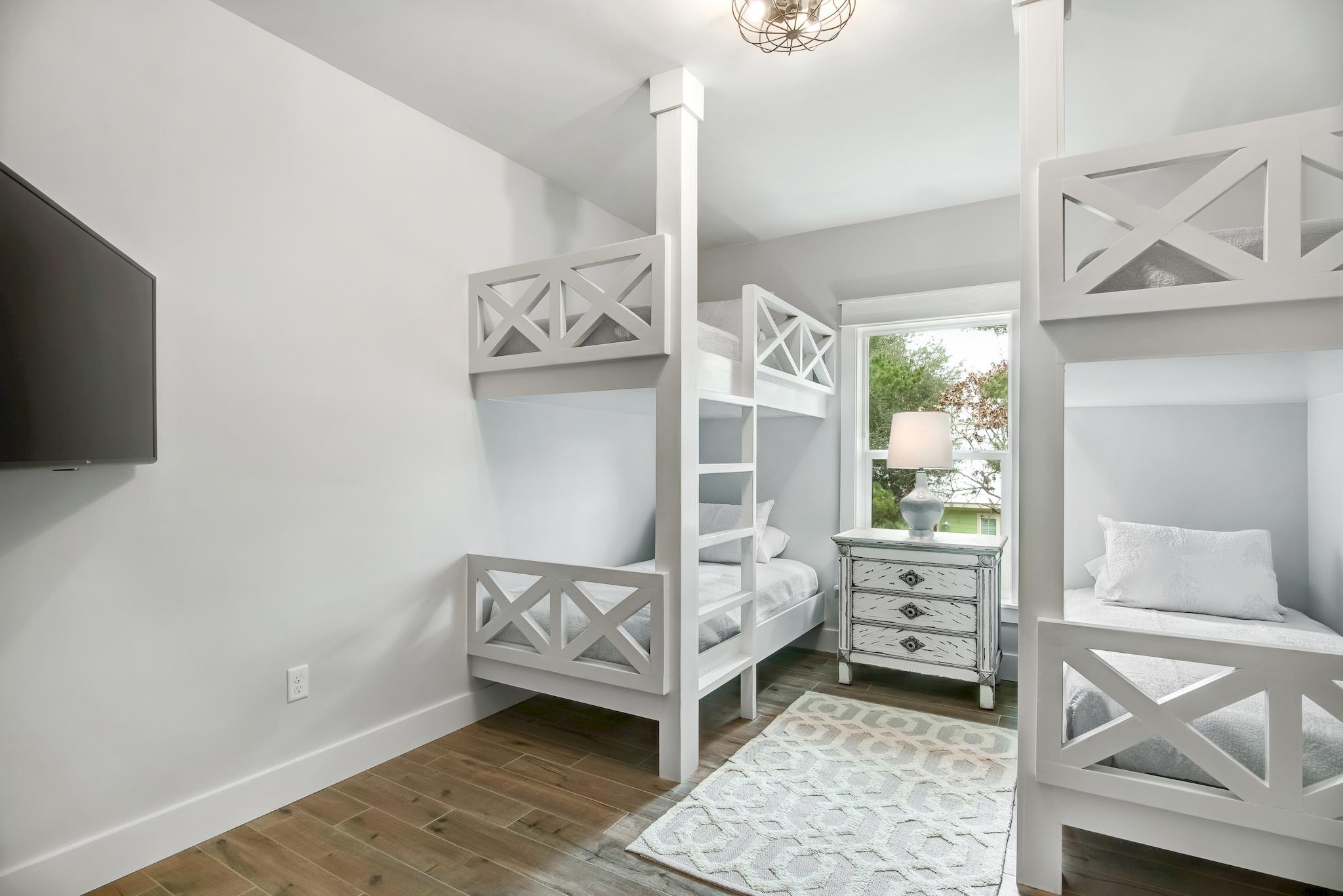 EASTERN LAKE S/D - Residential