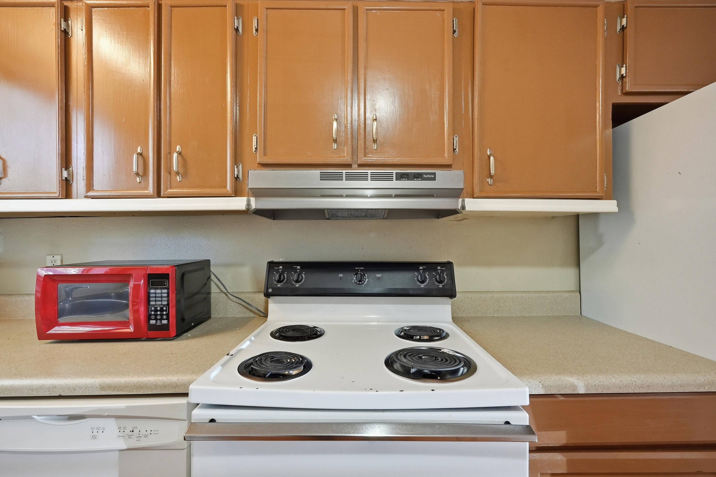 COLLEGE PARK CONDO - Residential Lease