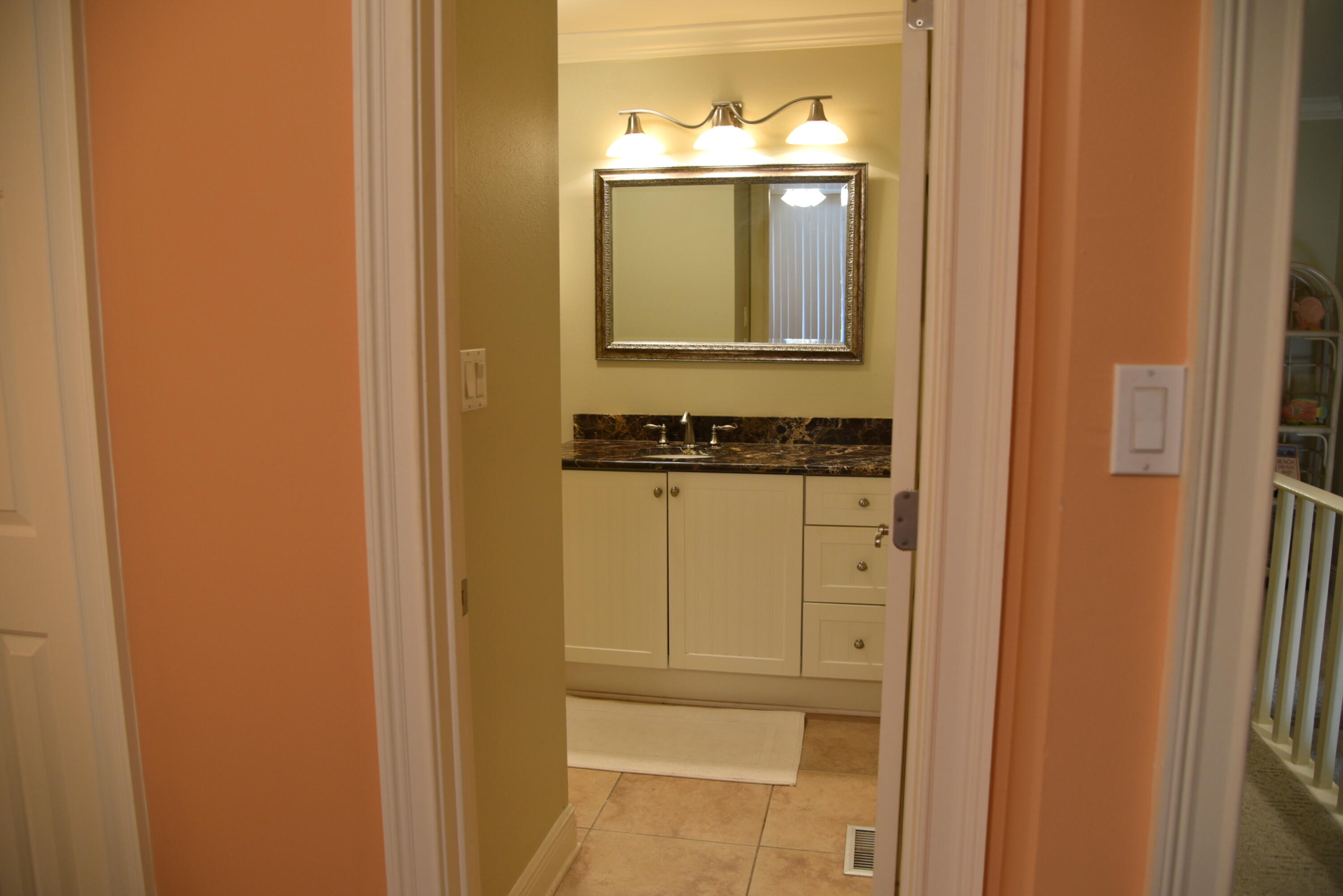 WOODLAND SHORES TOWNHOMES PHASE III - Residential