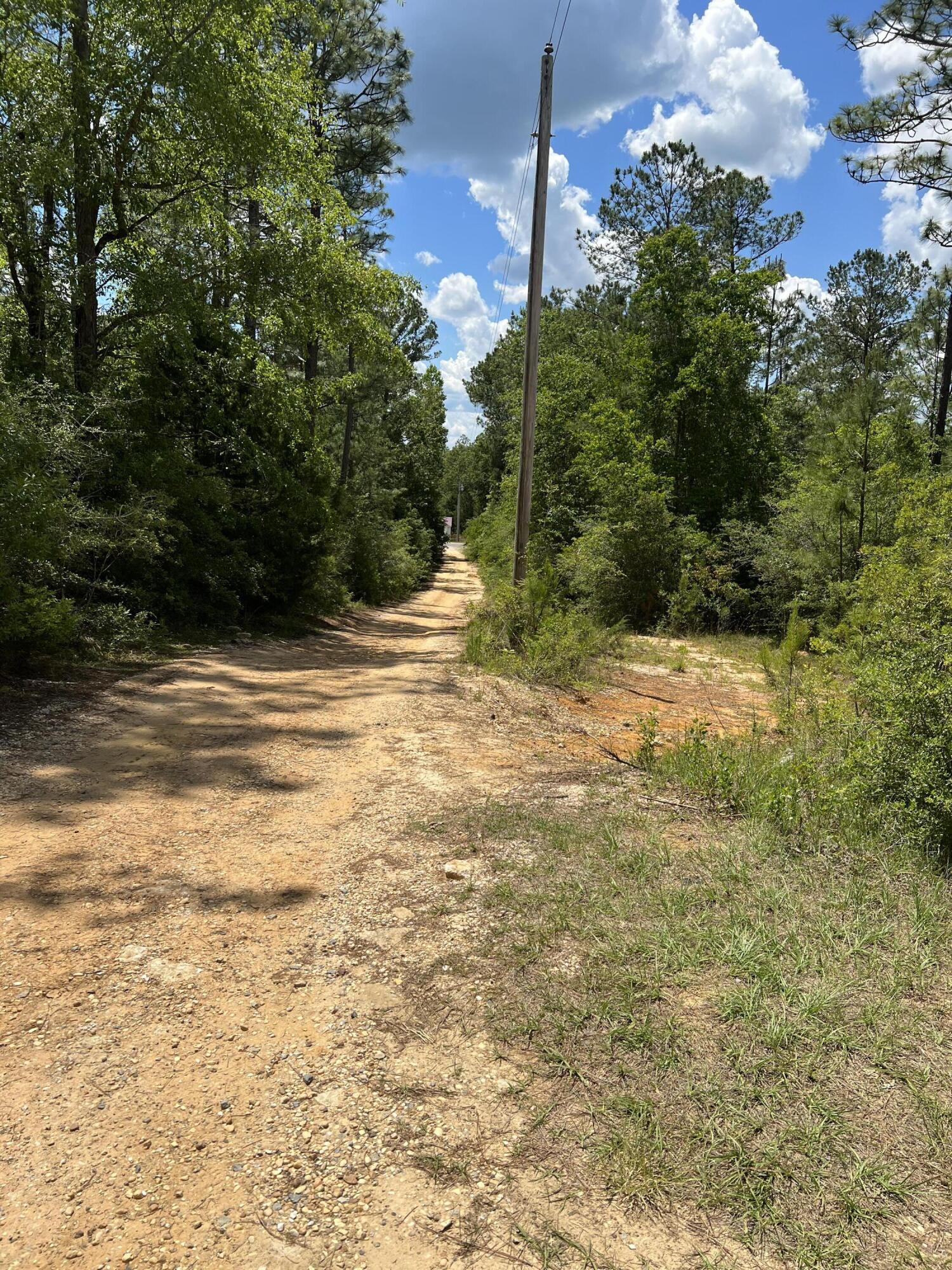 METES & BOUNDS - Land