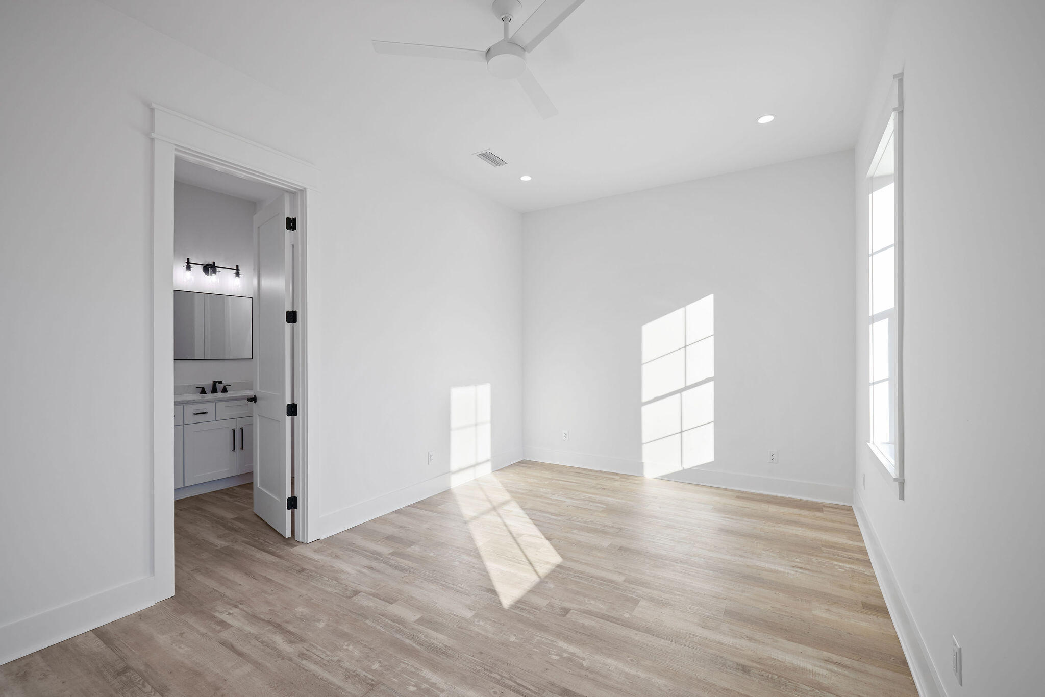 Grand Villas at Tops'l Beach Club - Residential