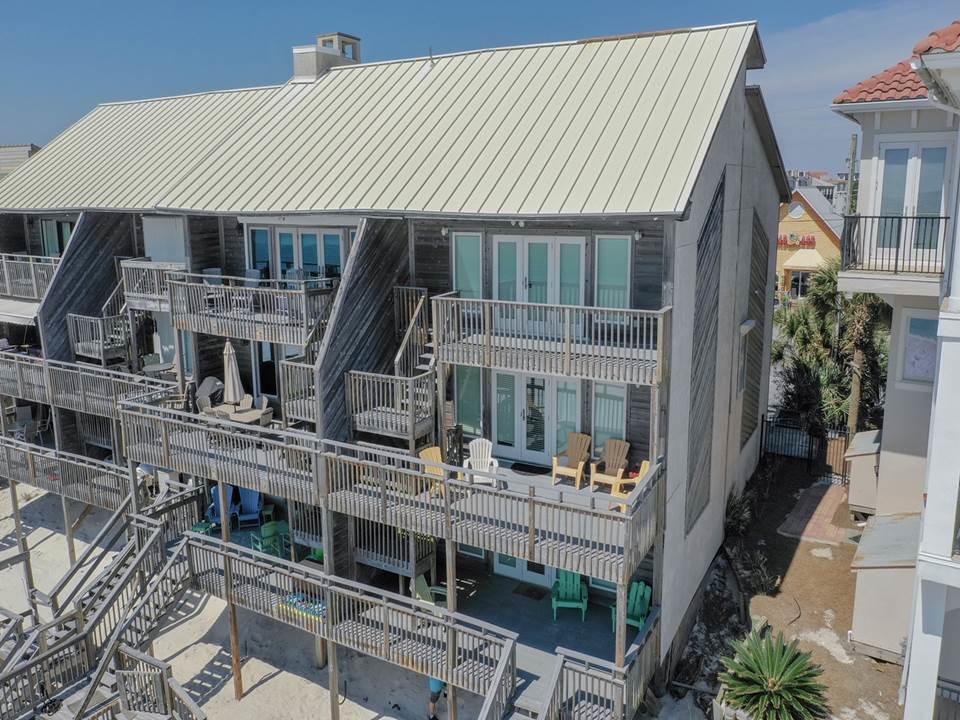 SEABORN TOWNHOMES - Residential