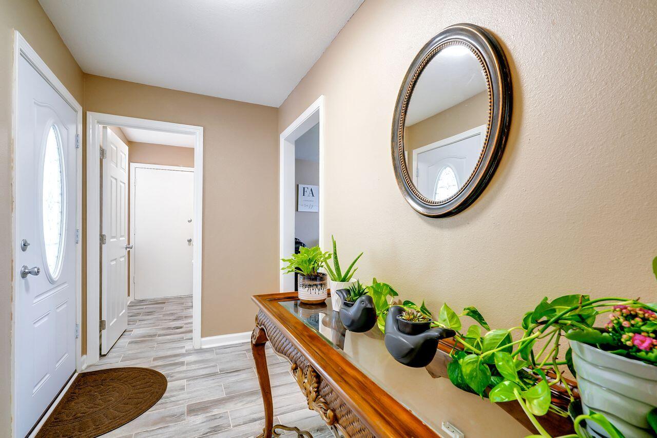 PALM ESTATES UNIT 2 - Residential