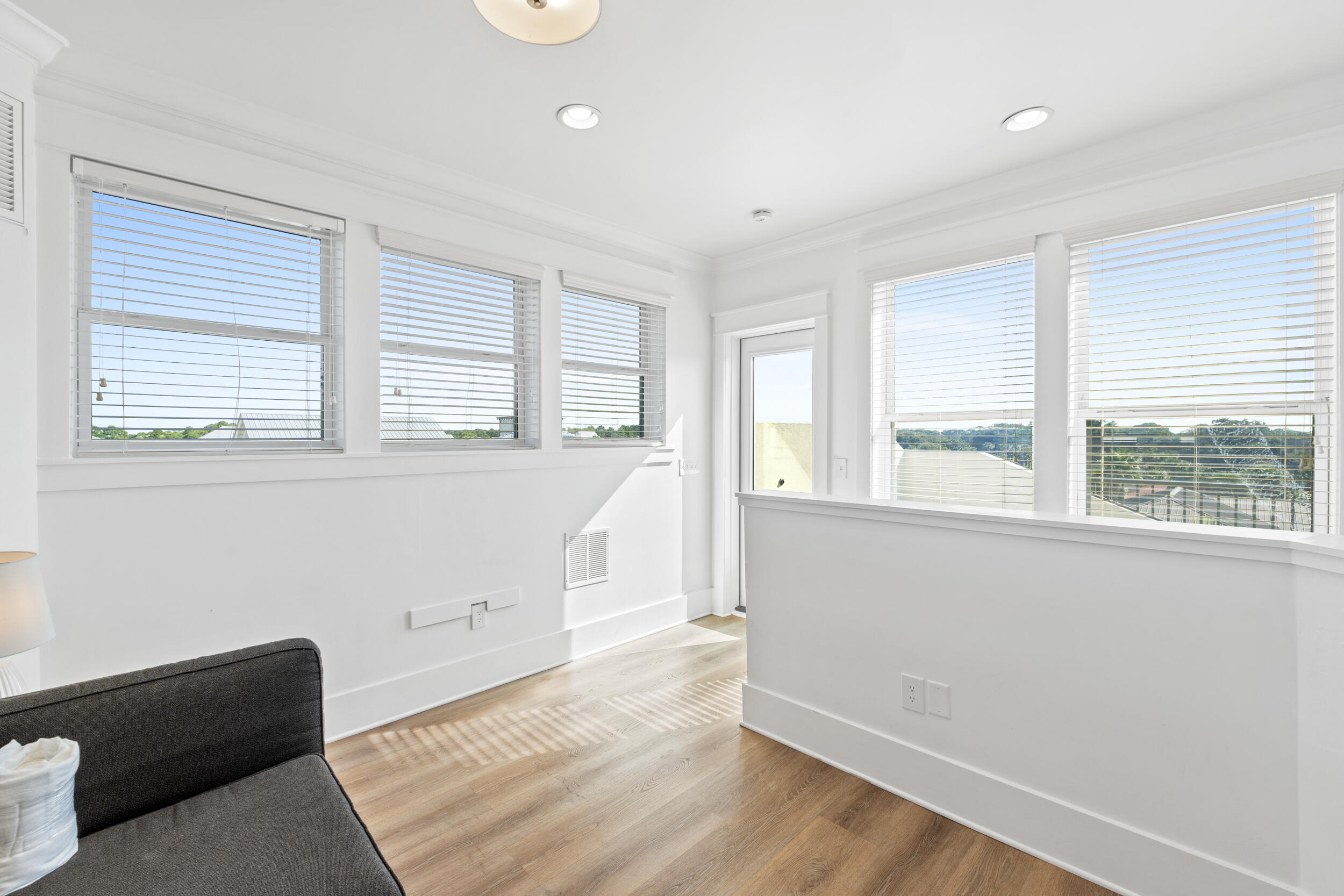 FRANGISTA BEACH 2ND ADDN - Residential