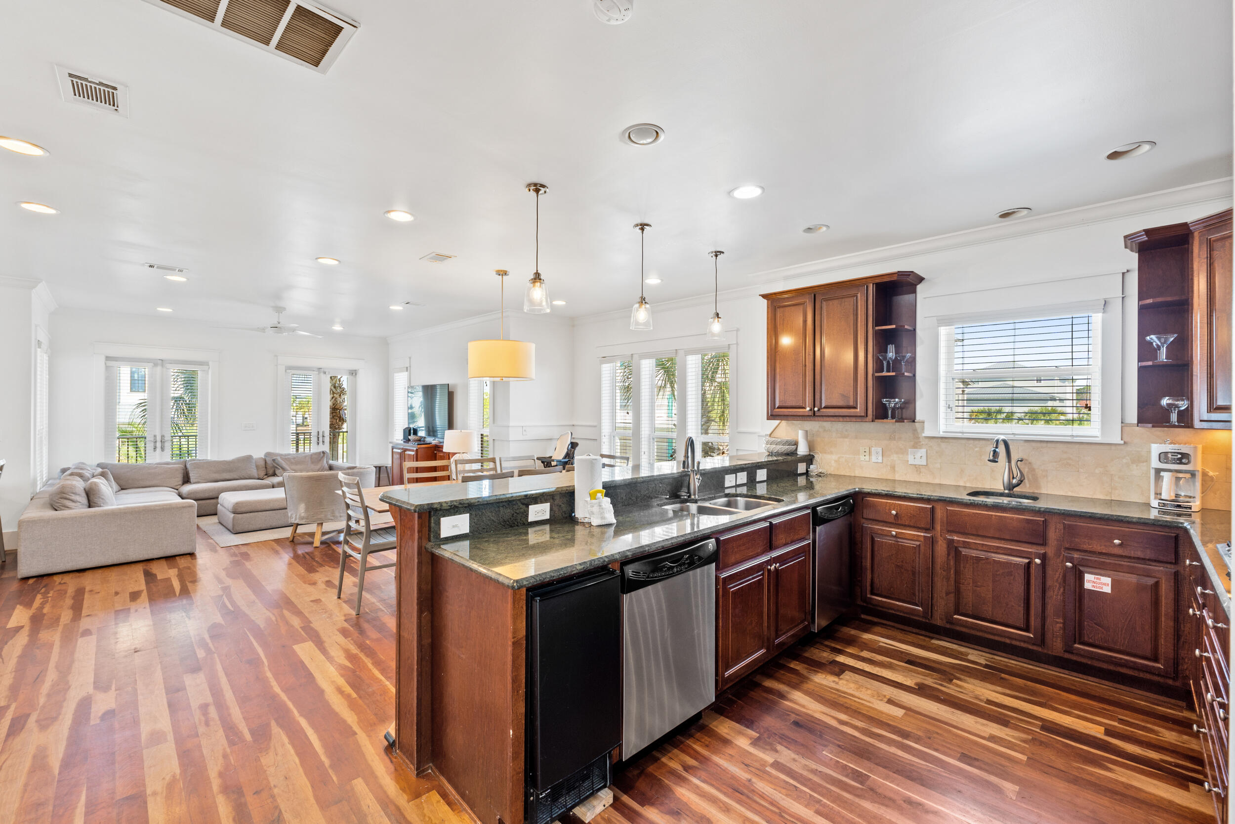 FRANGISTA BEACH 2ND ADDN - Residential