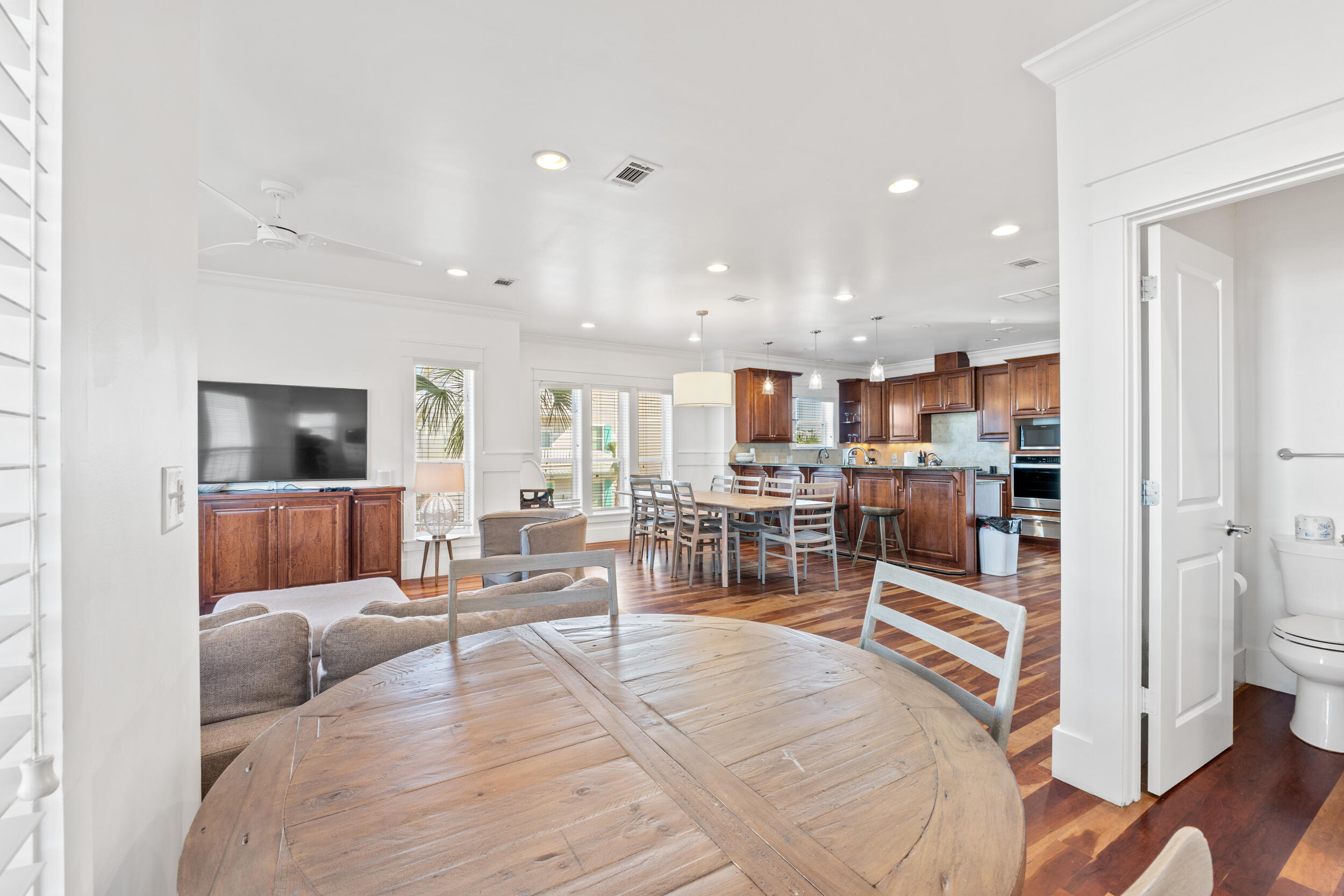 FRANGISTA BEACH 2ND ADDN - Residential
