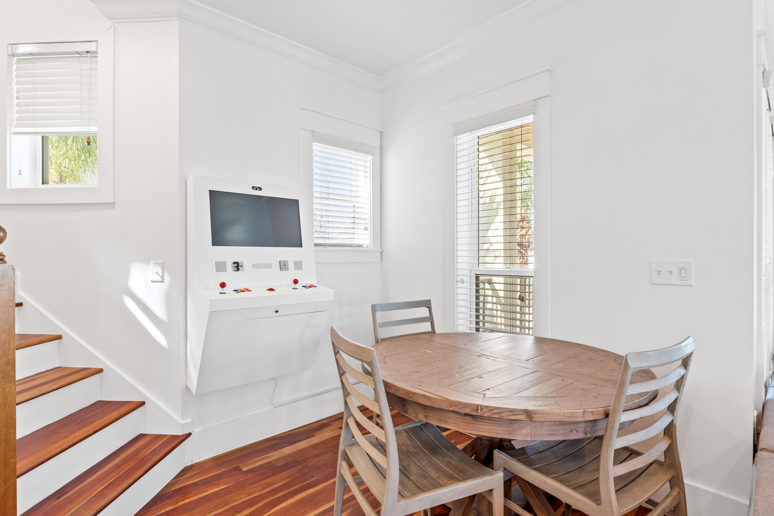 FRANGISTA BEACH 2ND ADDN - Residential