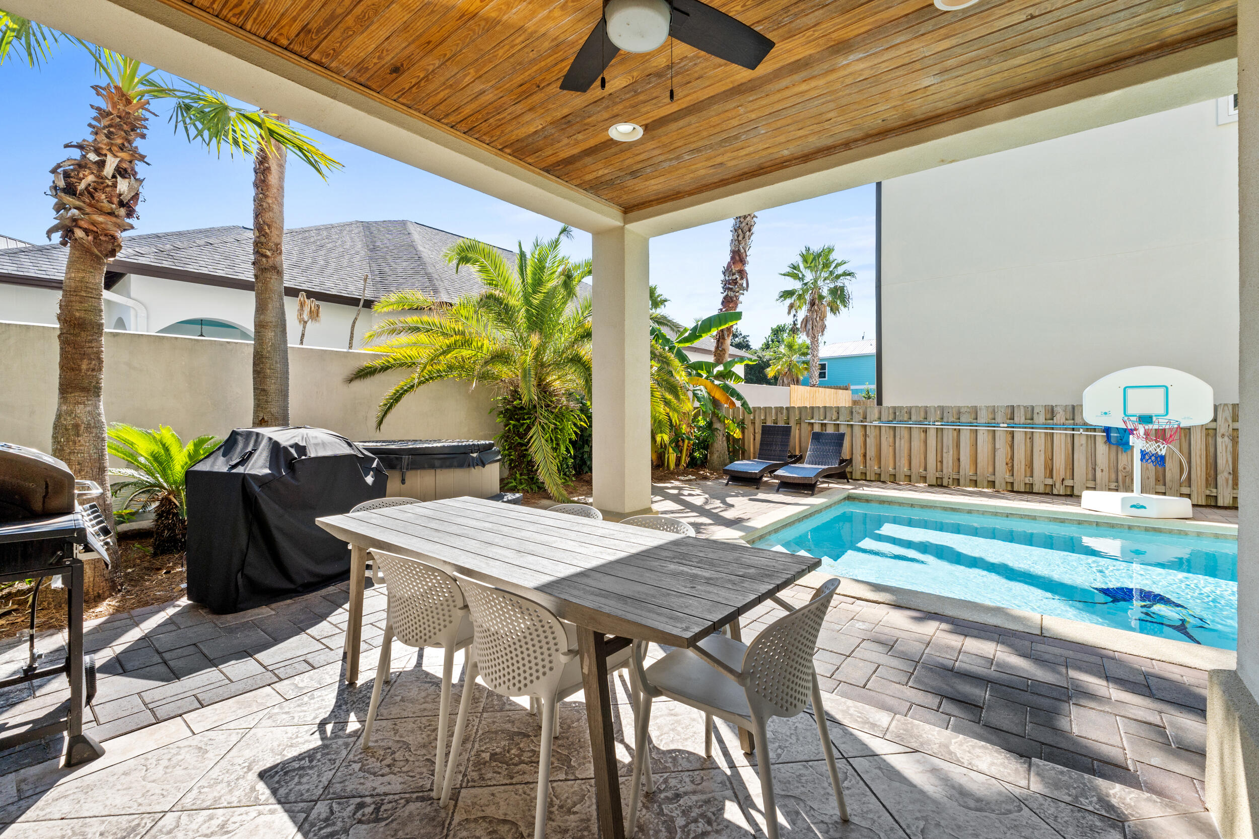 FRANGISTA BEACH 2ND ADDN - Residential