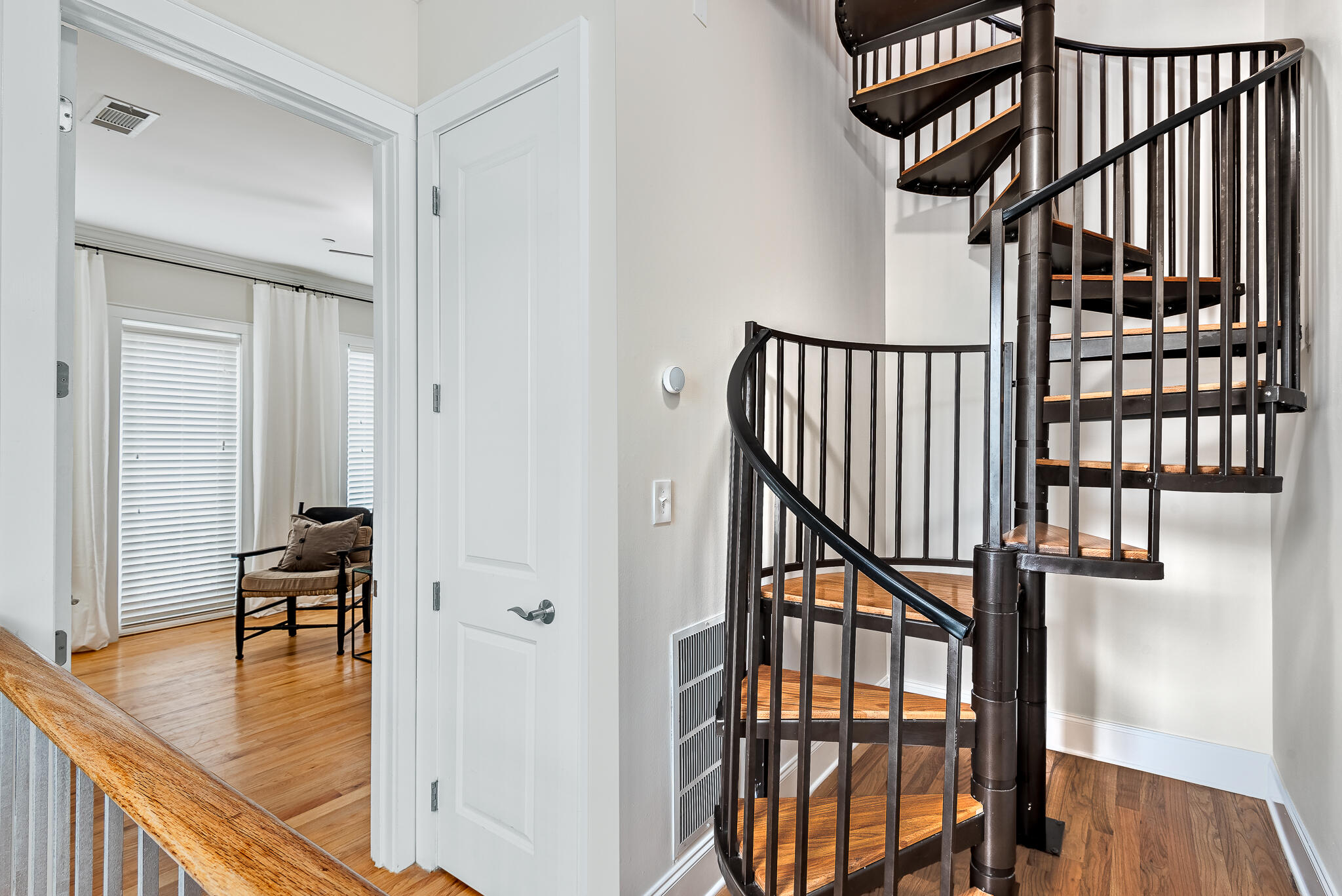 SUMMER PLACE - Residential