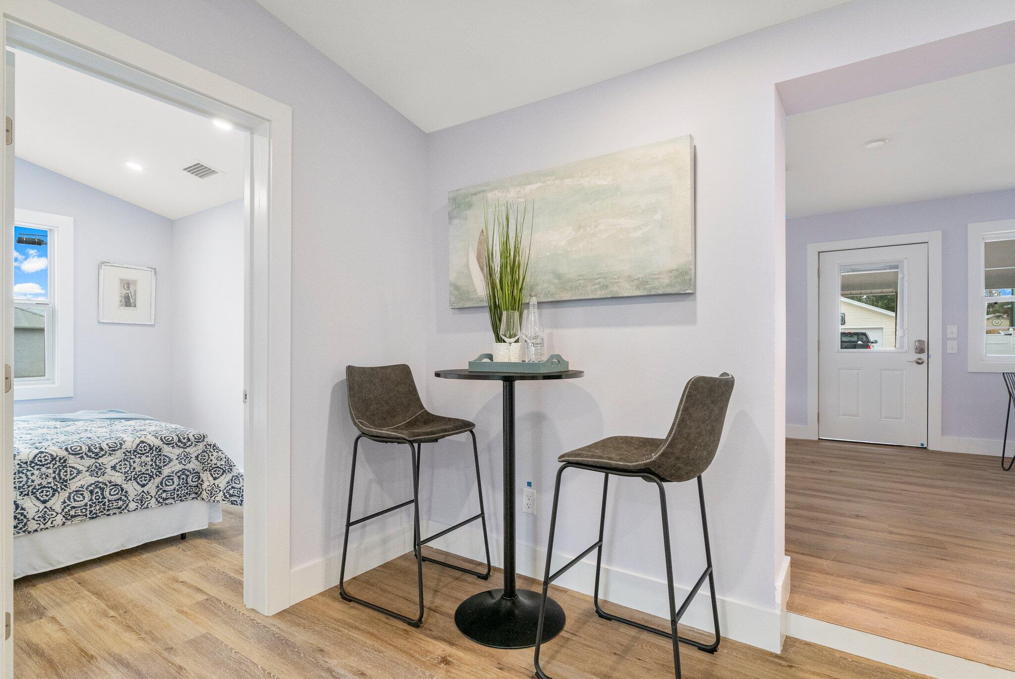 LAGUNA BEACH ESTATES - Residential