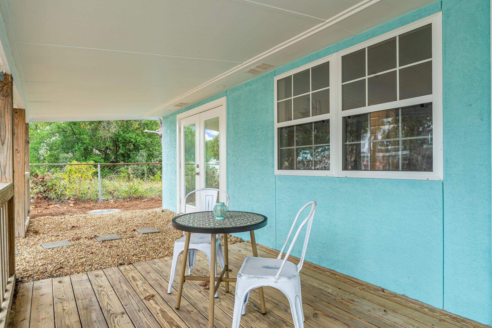 LAGUNA BEACH ESTATES - Residential