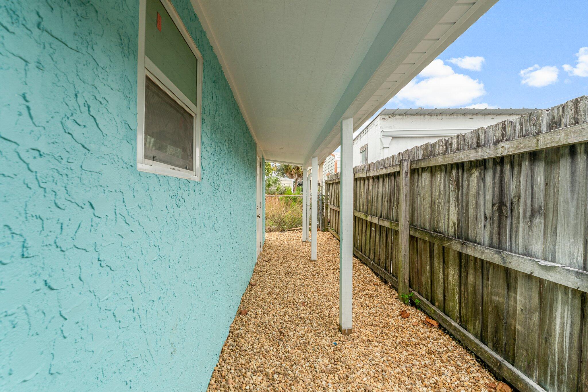 LAGUNA BEACH ESTATES - Residential