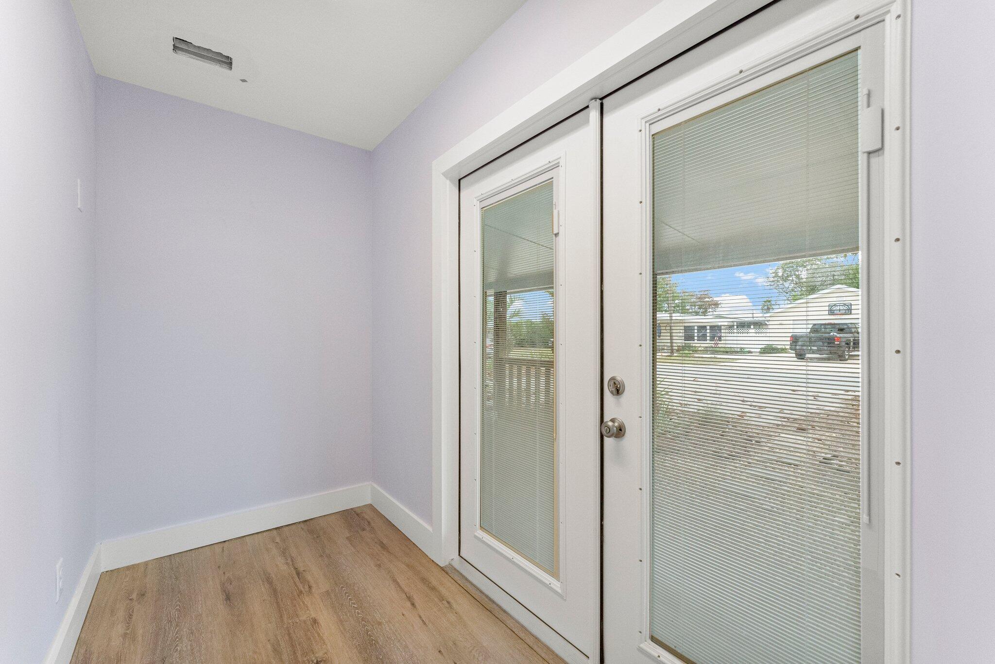 LAGUNA BEACH ESTATES - Residential