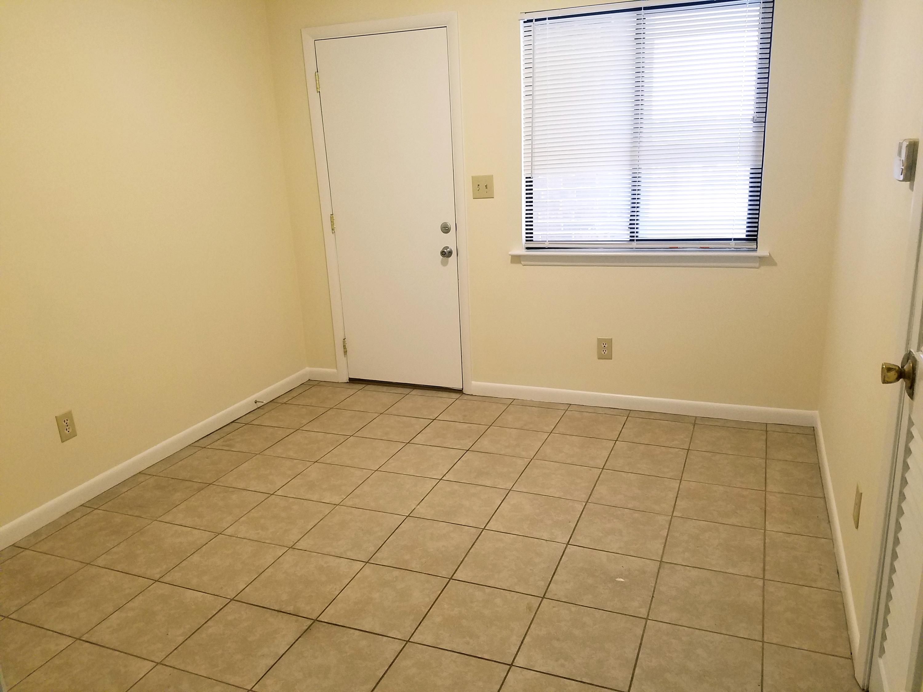 BAYVIEW WATERS CONDO - Residential