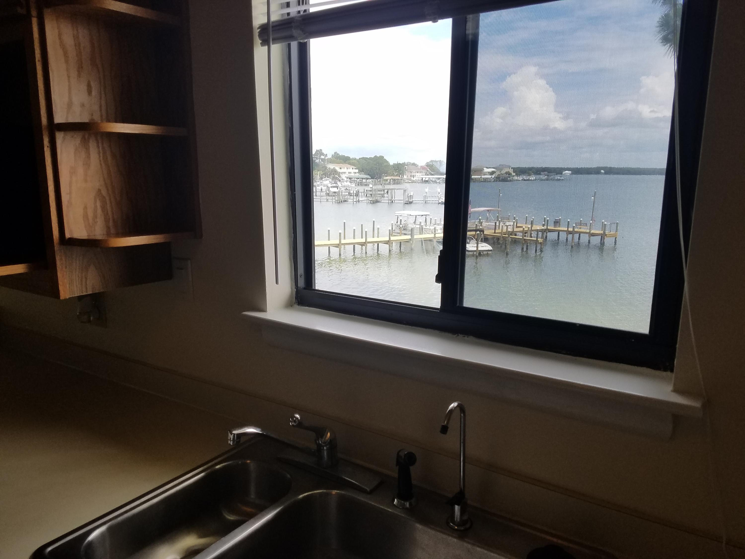 BAYVIEW WATERS CONDO - Residential