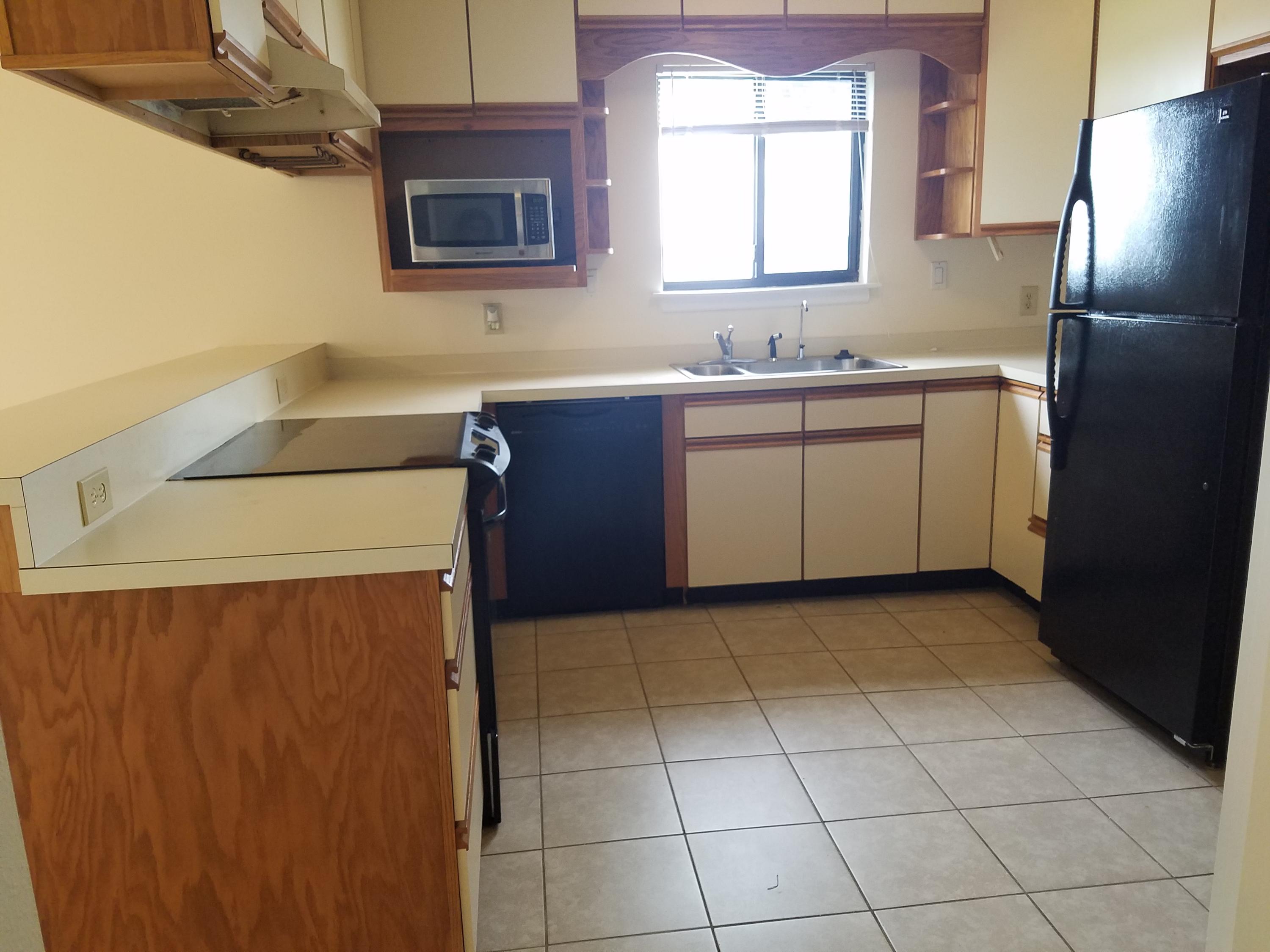 BAYVIEW WATERS CONDO - Residential
