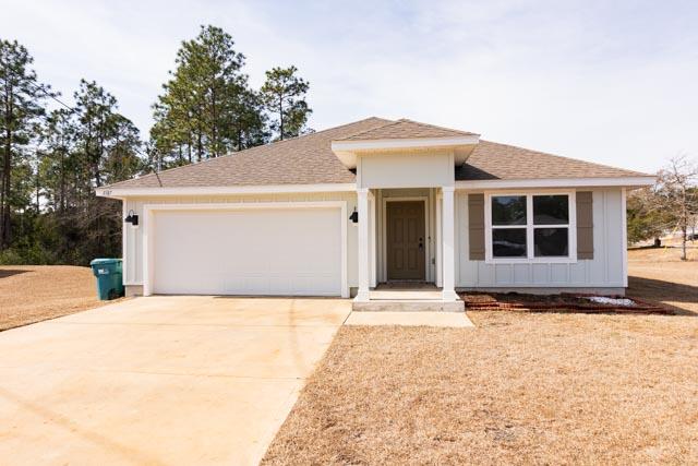 AVAILABLE NOW! 4/2 with Solar Panels in Timberland Ridge! Open concept living is open to the dining room and kitchen, PERFECT for entertaining! # spacious bedrooms in the front of the home, with master suite in the back of the home. LVP floors throughout and carpet in the bedrooms. Walk in pantry in kitchen with plenty of cabinet and counter space. Large corner lot with woodsy backyard. No pets allowed. No smoking in the property. Applications are done online at www.rentgoodlife.com