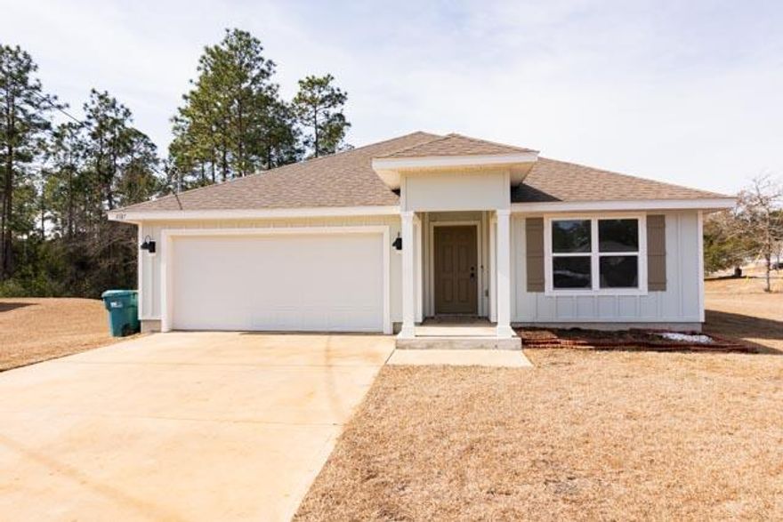 AVAILABLE NOW! 4/2 with Solar Panels in Timberland Ridge! Open concept living is open to the dining room and kitchen, PERFECT for entertaining! # spacious bedrooms in the front of the home, with master suite in the back of the home. LVP floors throughout and carpet in the bedrooms. Walk in pantry in kitchen with plenty of cabinet and counter space. Large corner lot with woodsy backyard. No pets allowed. No smoking in the property. Applications are done online at www.rentgoodlife.com