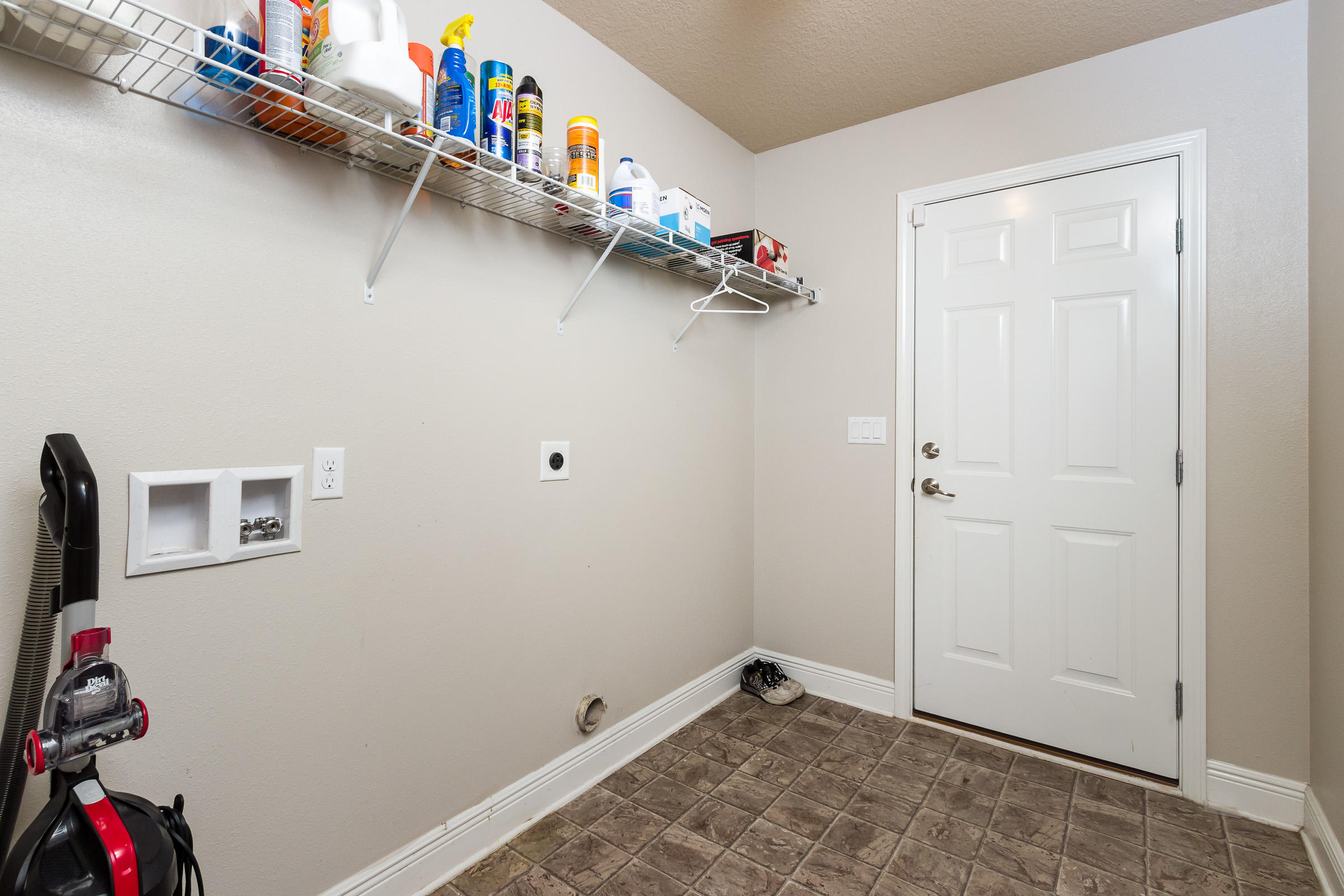 SILVER CREEK ESTATES - Residential