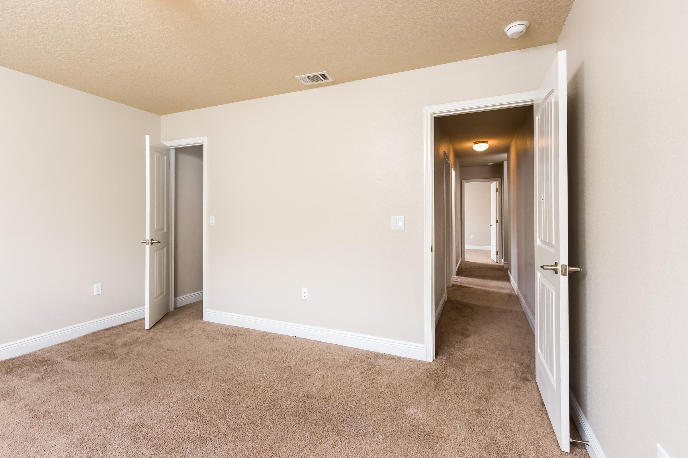 SILVER CREEK ESTATES - Residential