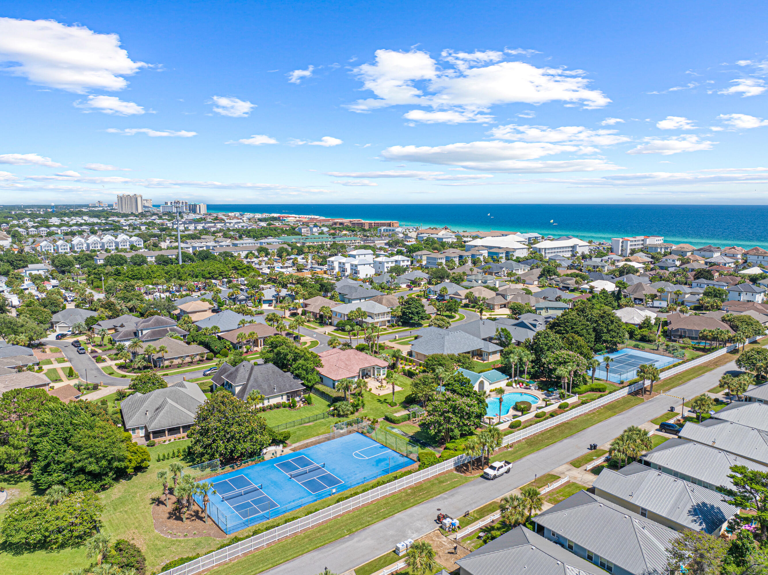 AVALON BEACH ESTATES - Residential