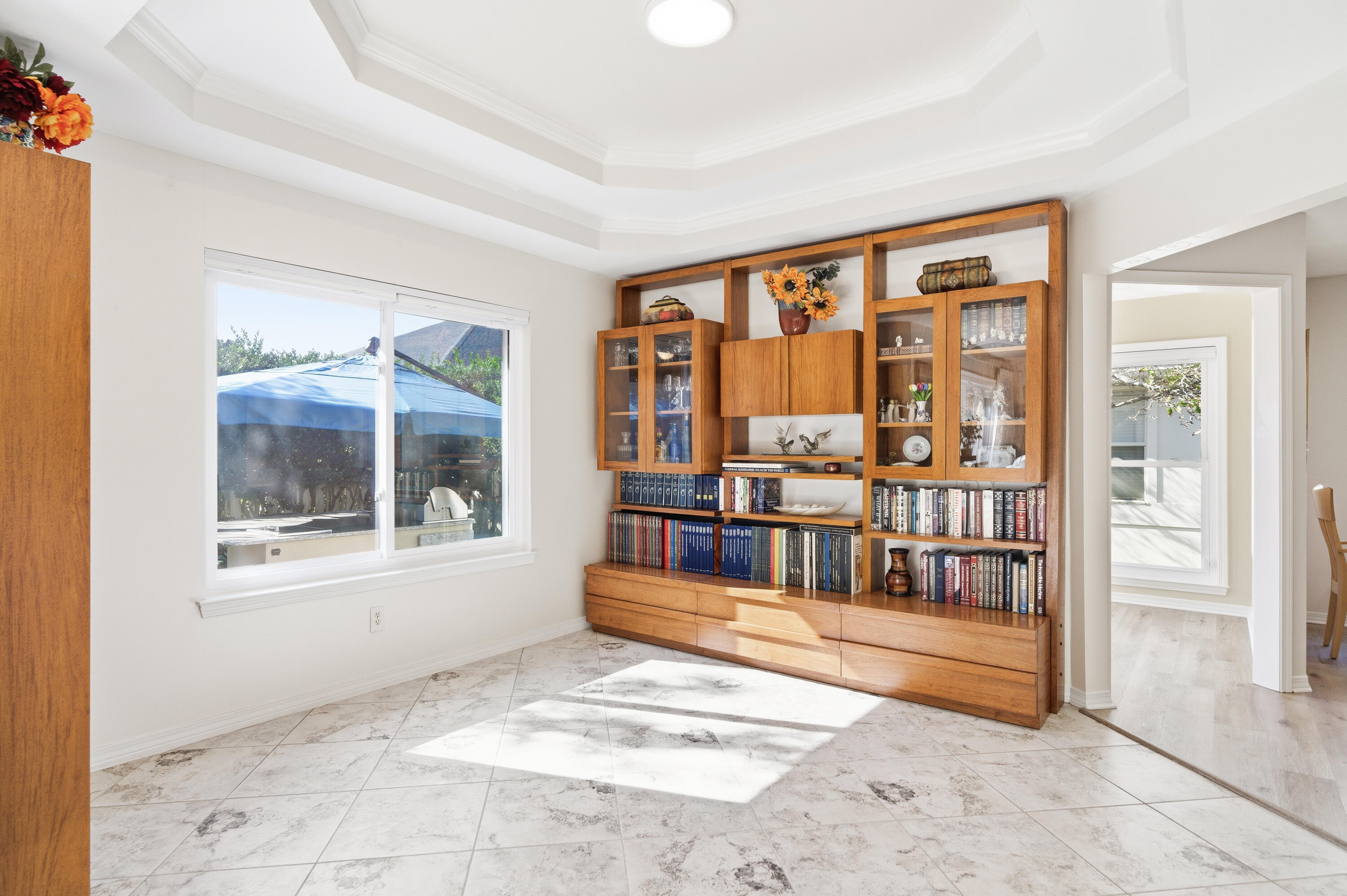 AVALON BEACH ESTATES - Residential