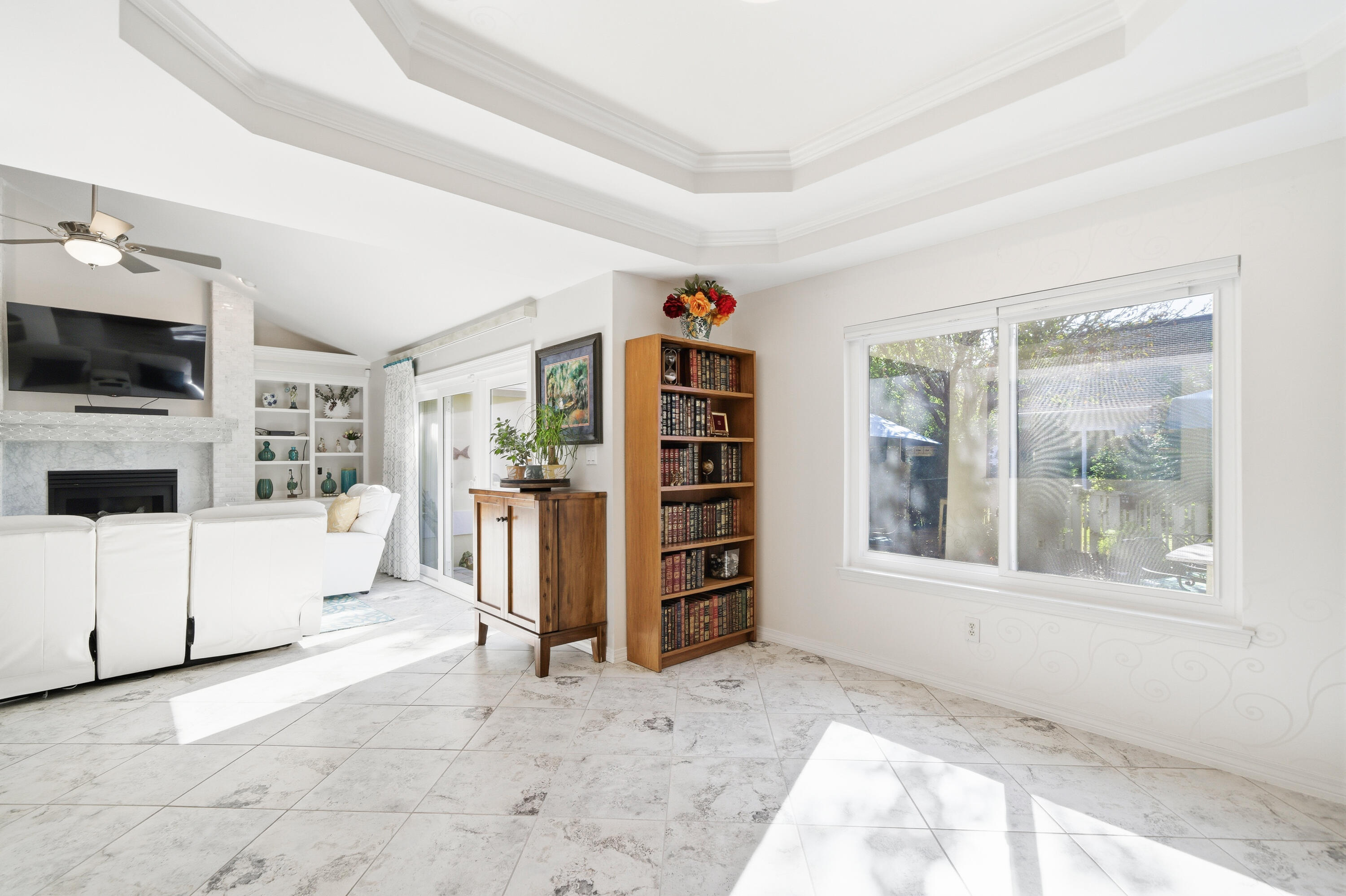 AVALON BEACH ESTATES - Residential